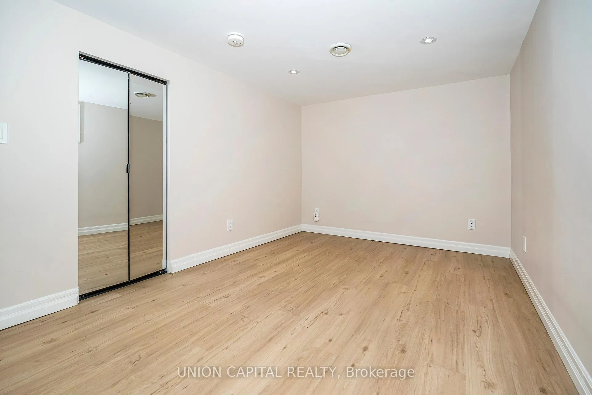 Photo 11 of Unit Basement, 40 Peveril Hill N, Toronto, Humewood-Cedarvale — HOMEH