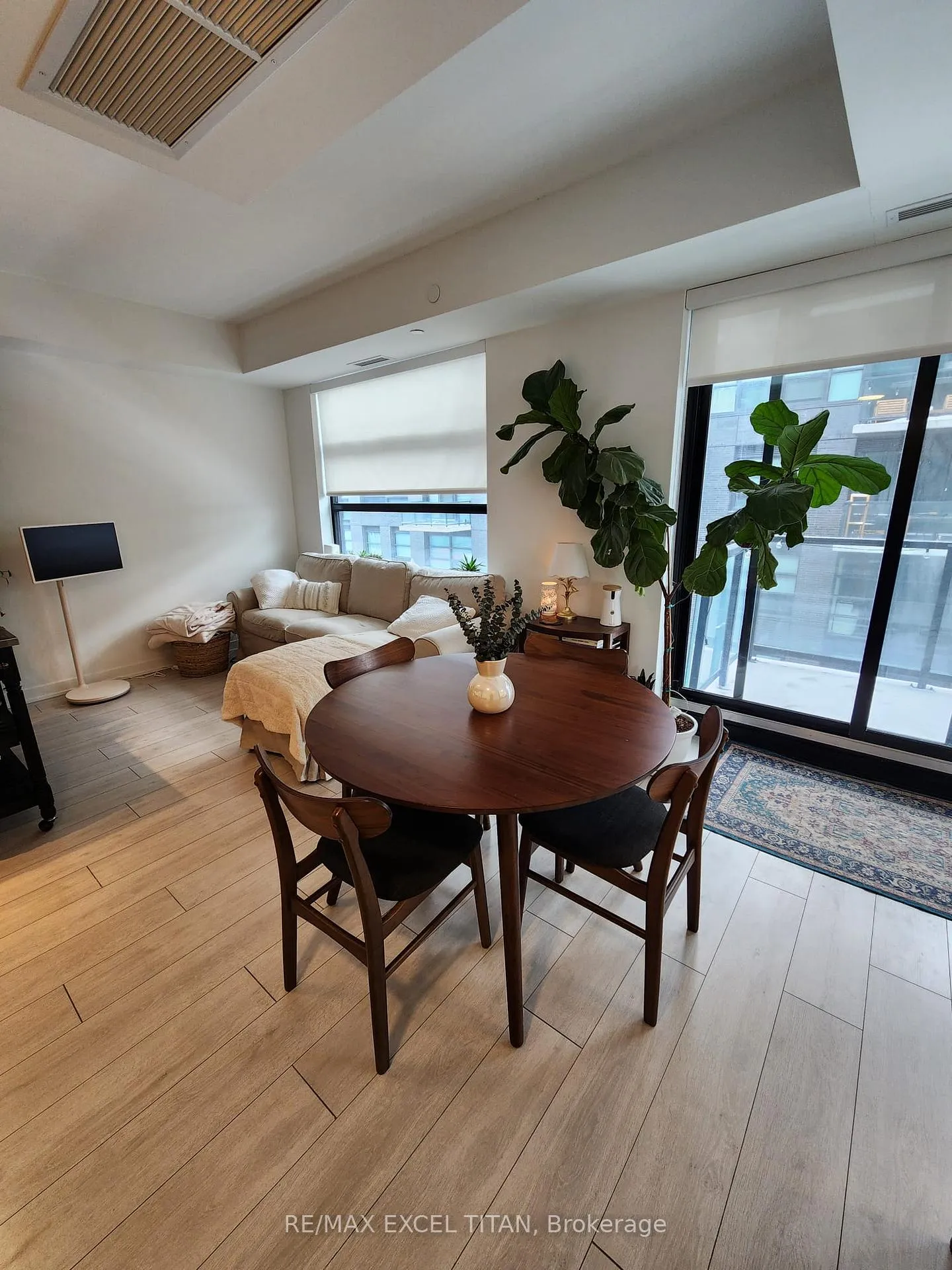 Photo 7 of Unit 327, 1612 Charles Street, Whitby, Port Whitby — HOMEH