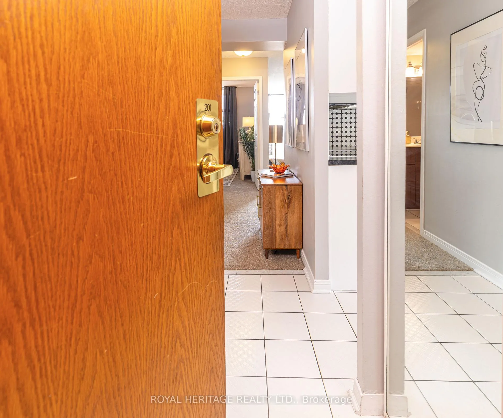 Photo 2 of Unit 201, 80 Athol Street, Oshawa, Central — HOMEH