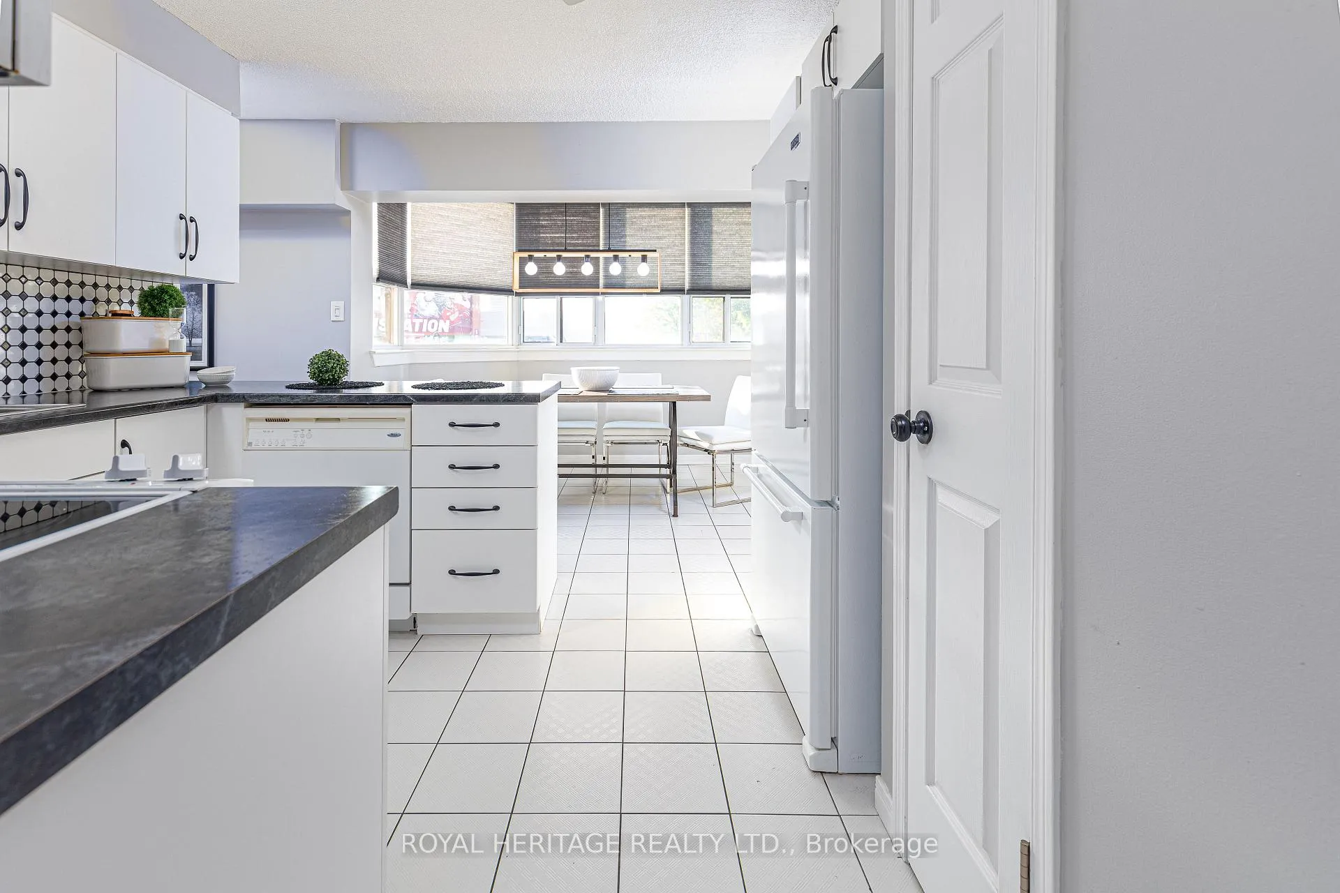 Photo 4 of Unit 201, 80 Athol Street, Oshawa, Central — HOMEH