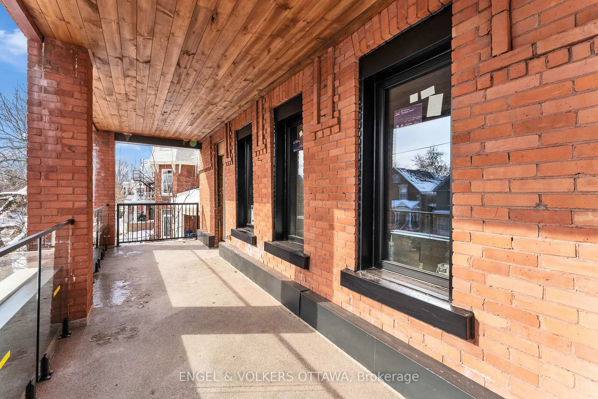 Photo 2 of Unit 5, 77 Florence Street, Ottawa, Ottawa Centre — HOMEH