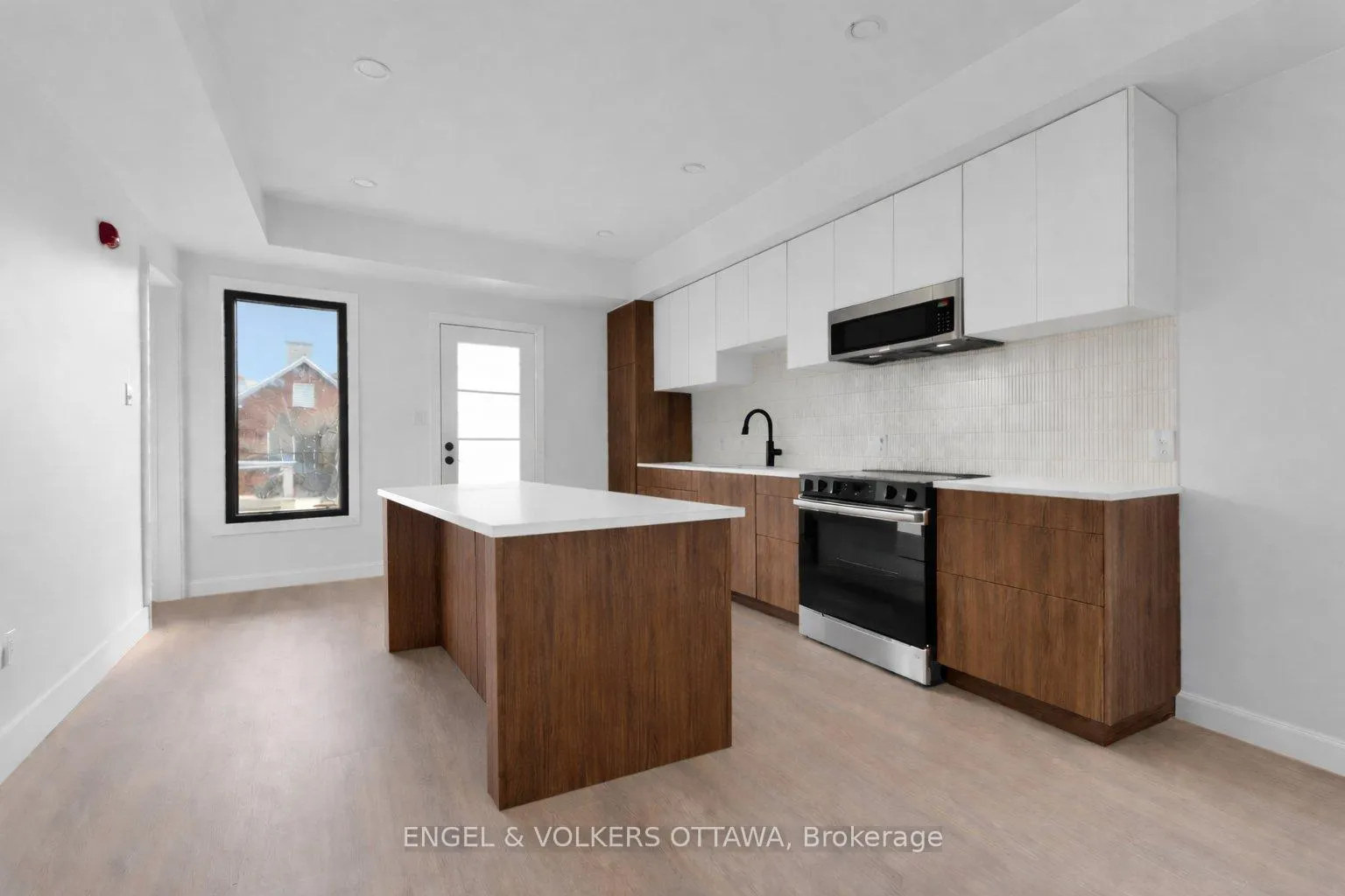 Photo 6 of Unit 5, 77 Florence Street, Ottawa, Ottawa Centre — HOMEH