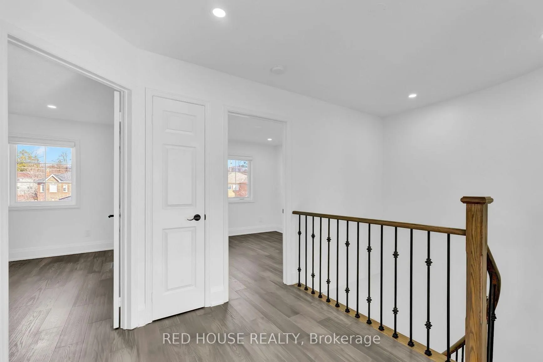 Photo 14 of 985 Sandcliff Drive, Oshawa, Pinecrest — HOMEH
