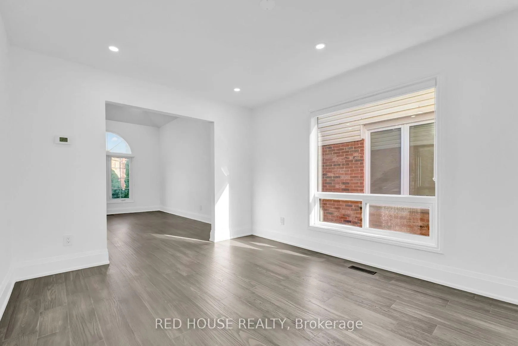 Photo 18 of 985 Sandcliff Drive, Oshawa, Pinecrest — HOMEH