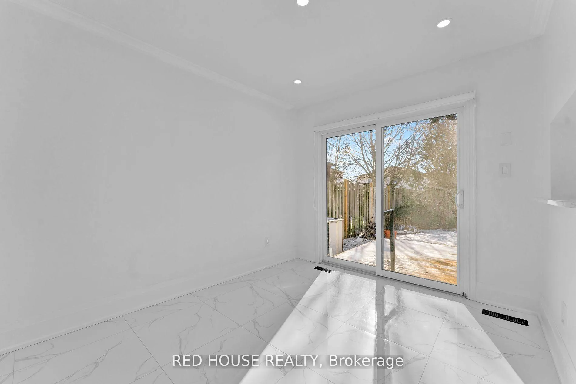 Photo 27 of 985 Sandcliff Drive, Oshawa, Pinecrest — HOMEH