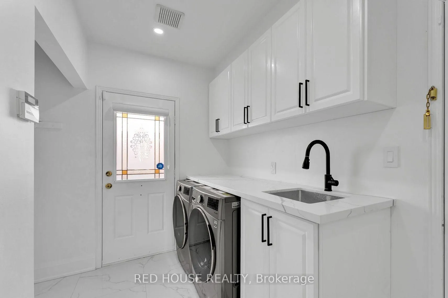 Photo 37 of 985 Sandcliff Drive, Oshawa, Pinecrest — HOMEH