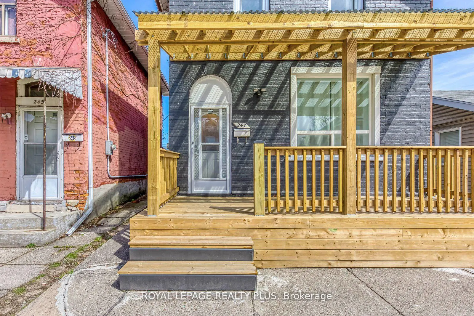 Front of 247 Robert Street
