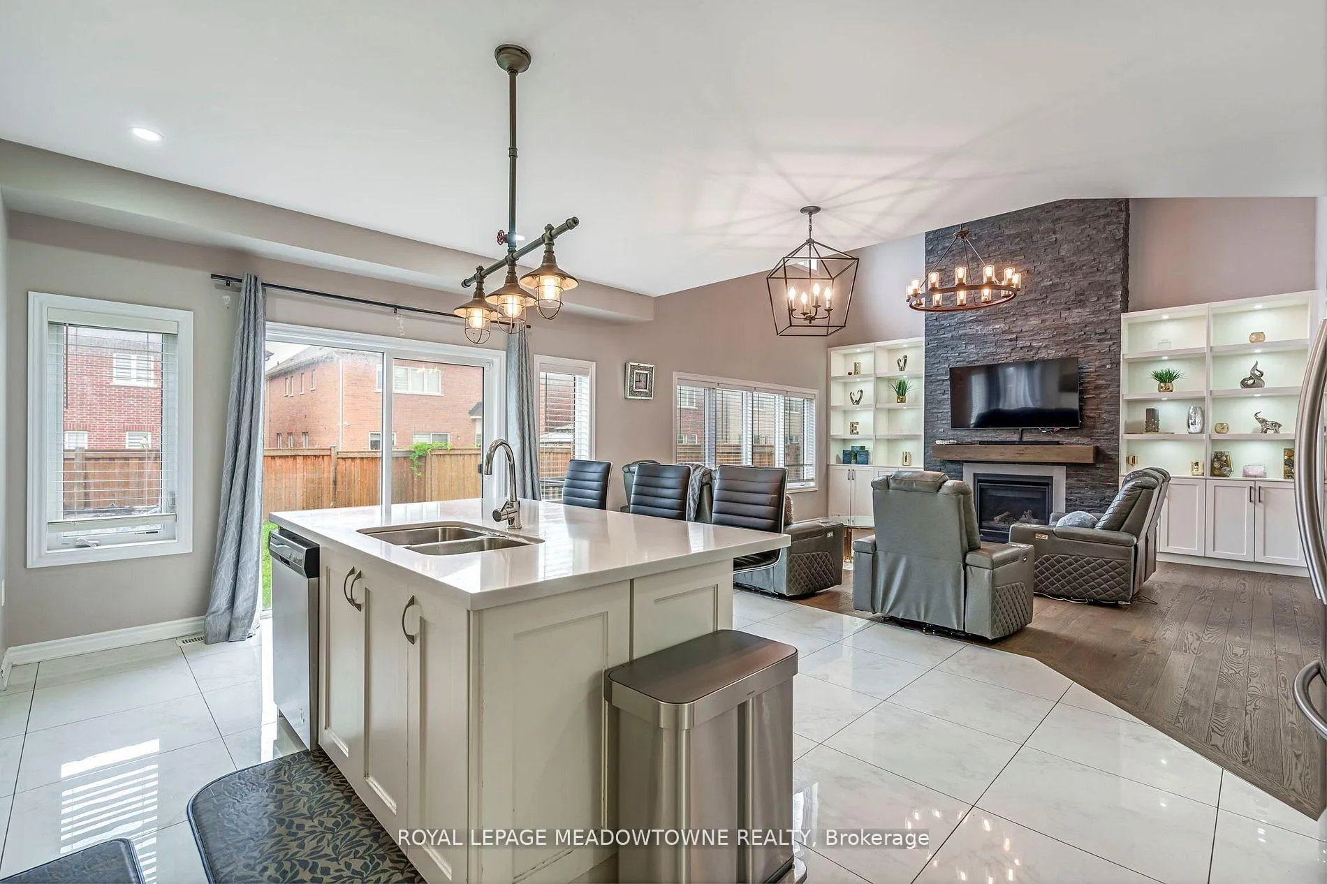 Photo 19 of 1029 Barton Way, Innisfil, Rural Innisfil — HOMEH