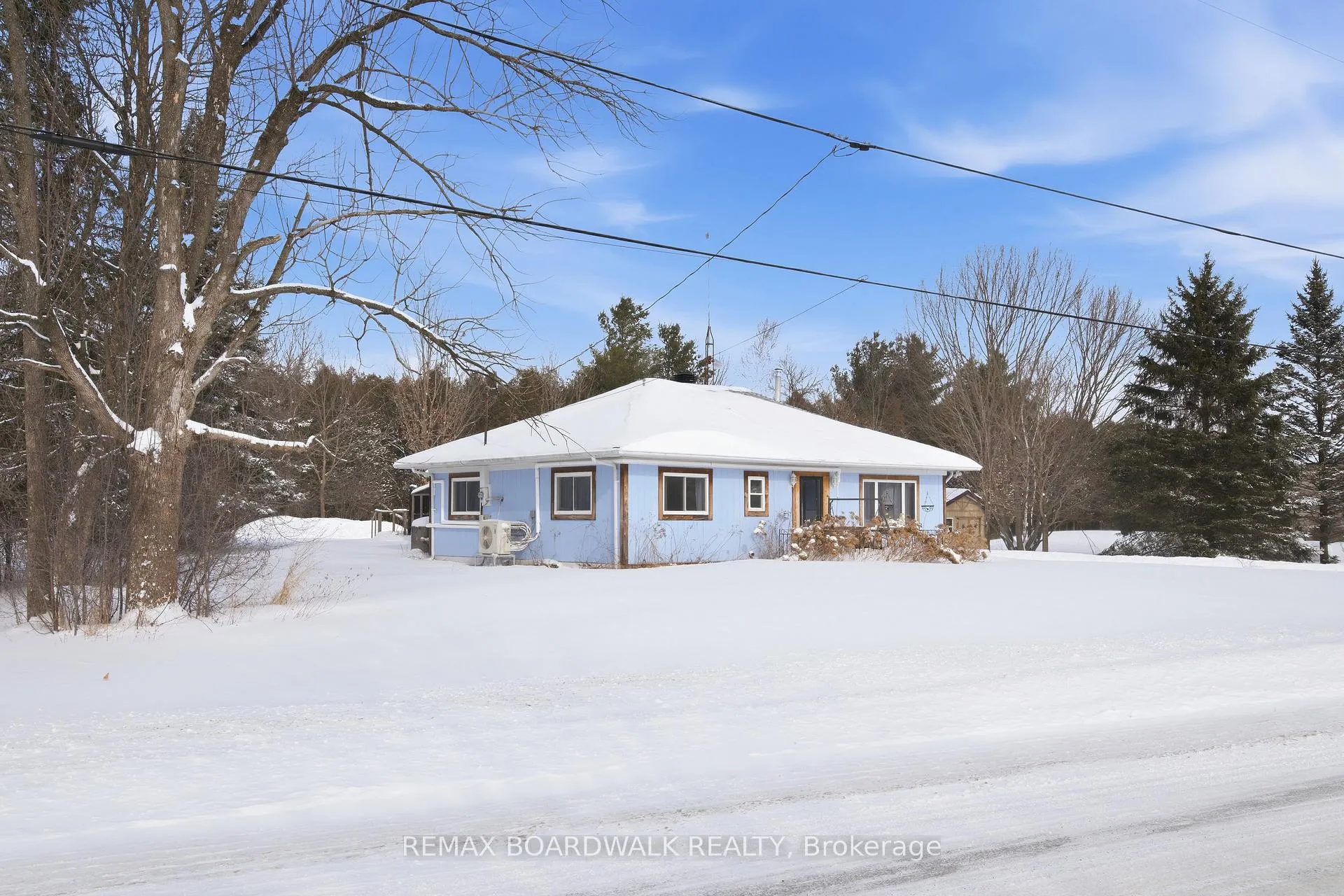 Photo 3 of 3740 Maple Avenue, Augusta, Augusta Twp — HOMEH