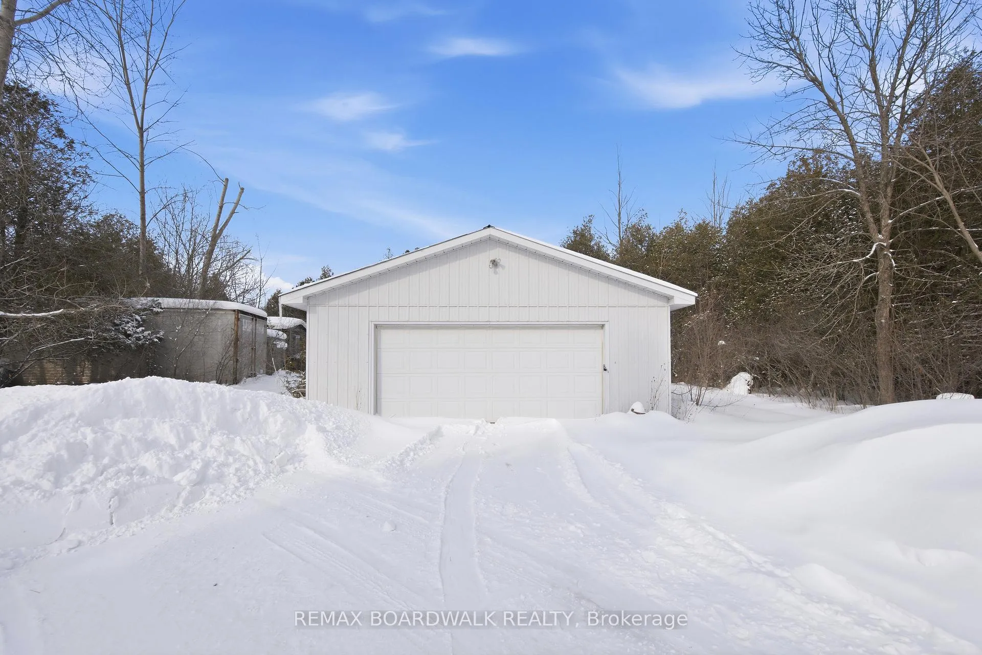 Photo 4 of 3740 Maple Avenue, Augusta, Augusta Twp — HOMEH