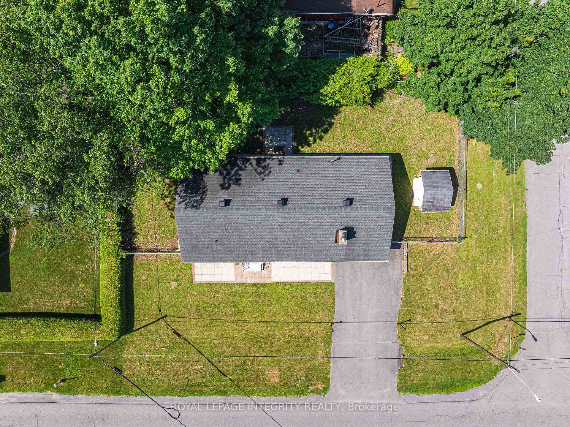 Photo 4 of 18 Sullivan Avenue, Ottawa, Meadowlands/Crestview — HOMEH