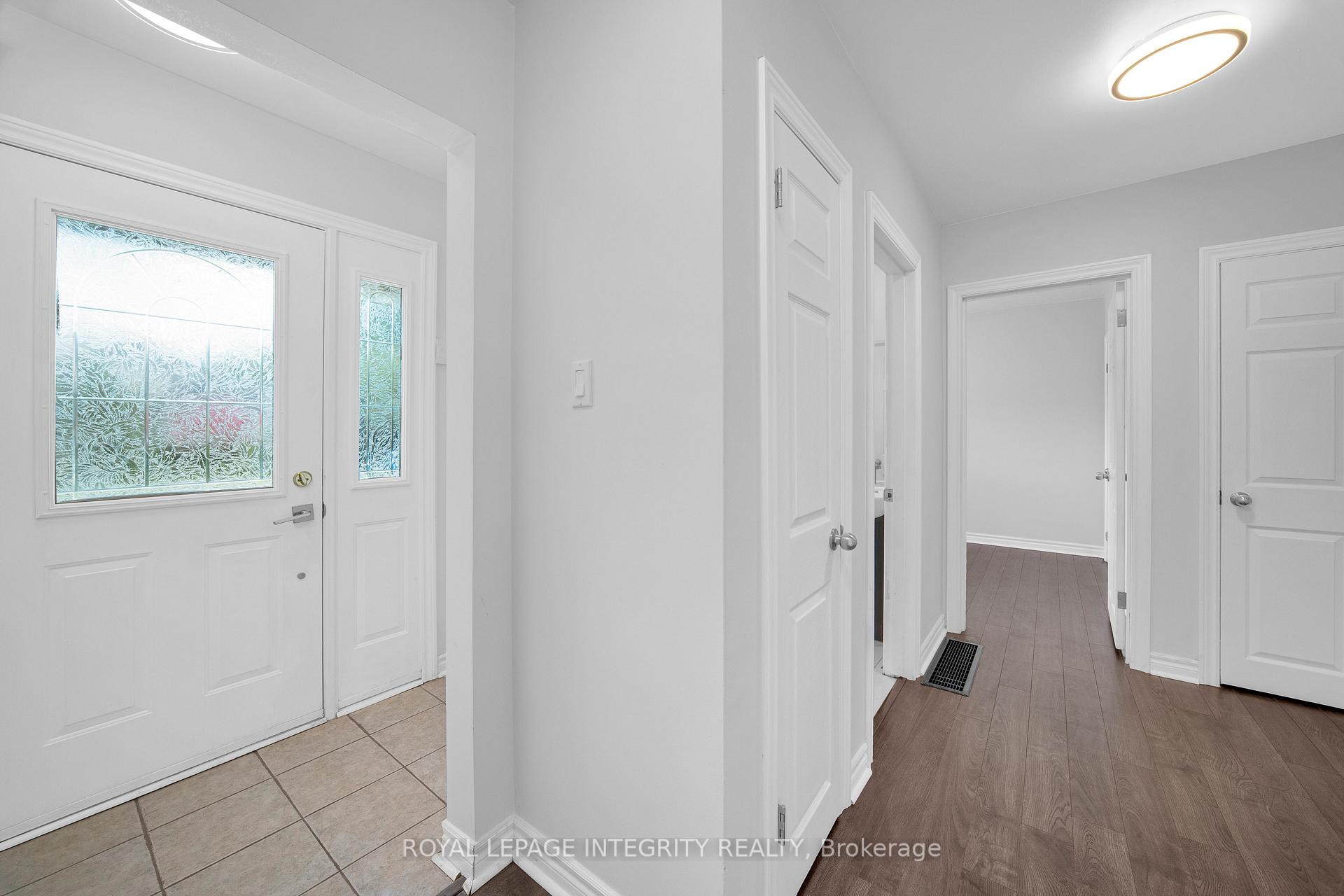 Photo 20 of 18 Sullivan Avenue, Ottawa, Meadowlands/Crestview — HOMEH