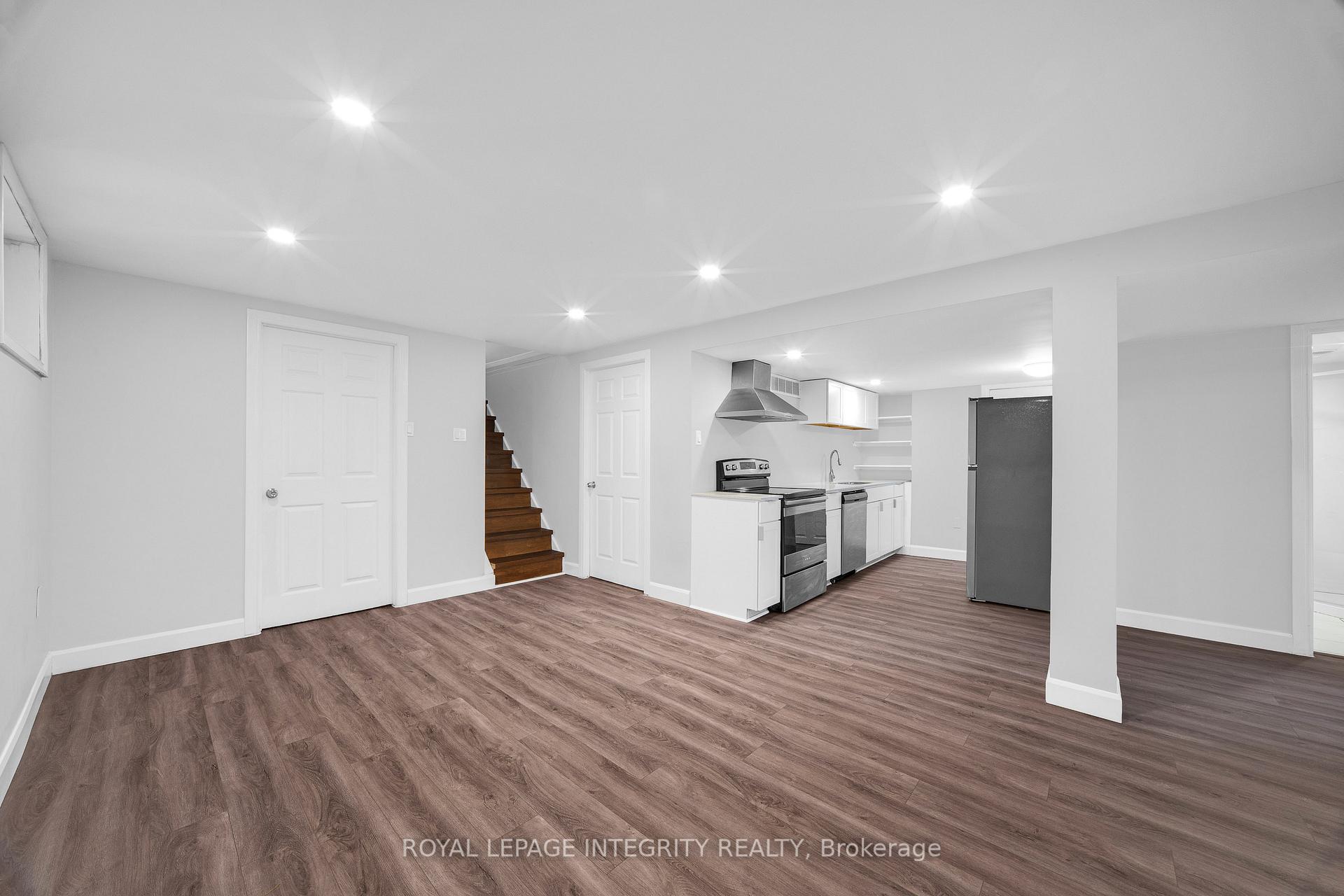 Photo 29 of 18 Sullivan Avenue, Ottawa, Meadowlands/Crestview — HOMEH
