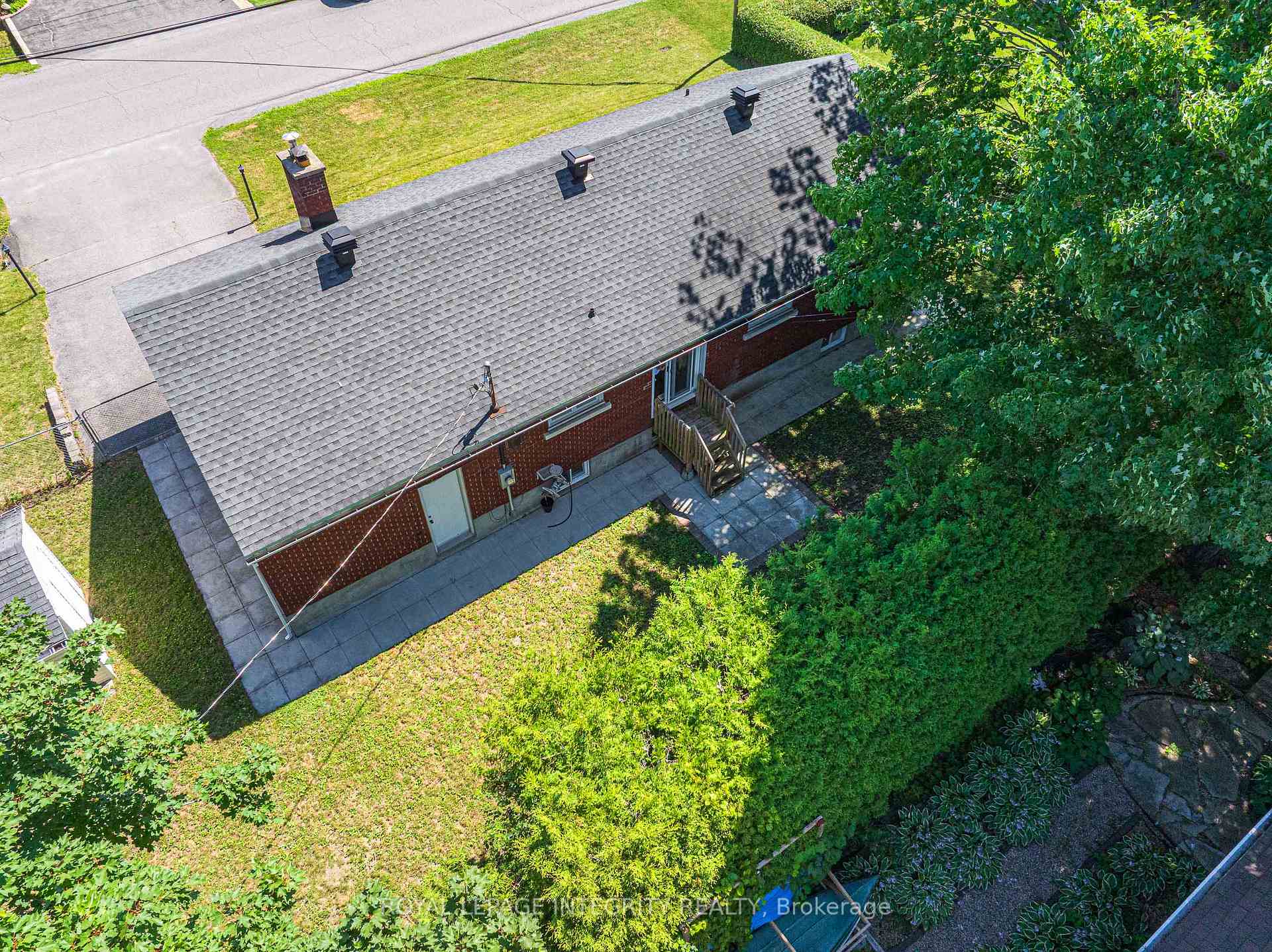Photo 44 of 18 Sullivan Avenue, Ottawa, Meadowlands/Crestview — HOMEH