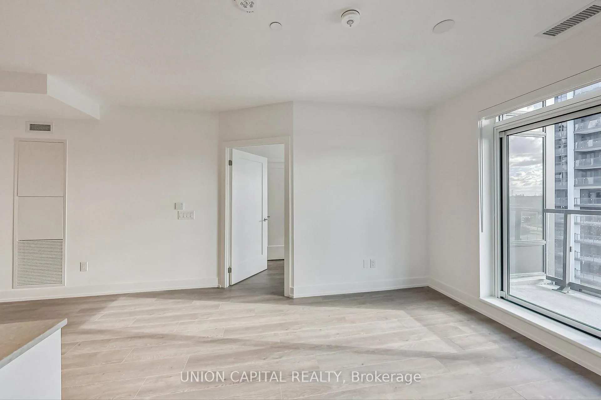 Photo 7 of Unit 1107N, 9 Clegg Road, Markham, Unionville — HOMEH