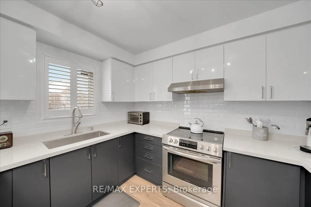 Photo 16 of Unit 36, 165 Fieldstone Drive, Vaughan, East Woodbridge — HOMEH