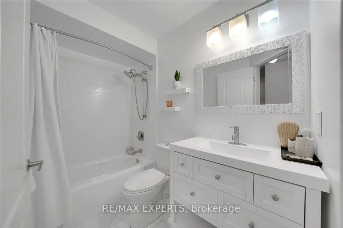 Photo 32 of Unit 36, 165 Fieldstone Drive, Vaughan, East Woodbridge — HOMEH