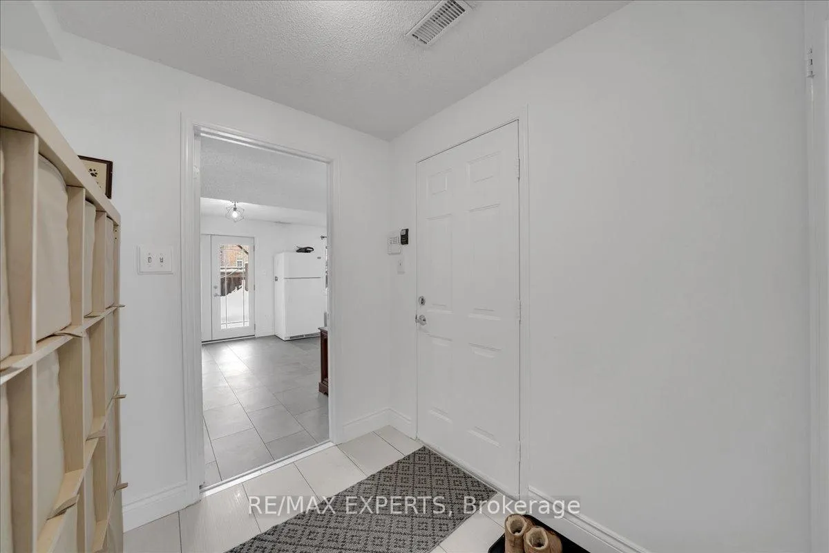 Photo 37 of Unit 36, 165 Fieldstone Drive, Vaughan, East Woodbridge — HOMEH