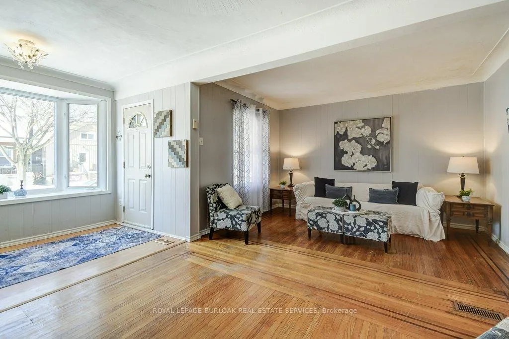 Photo 4 of 120 Cope Street, Hamilton, Homeside — HOMEH