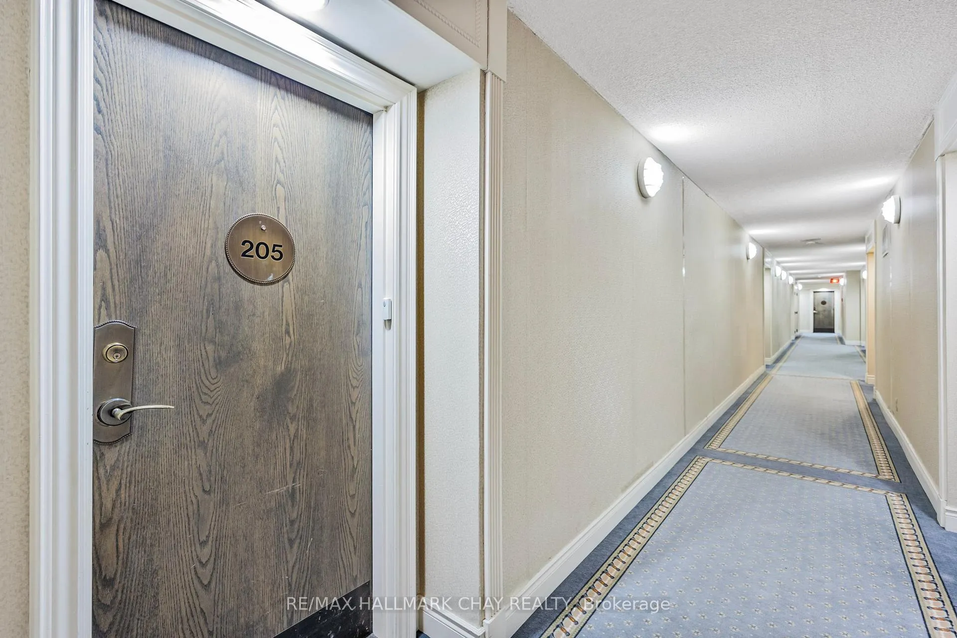 Photo 14 of Unit 205, 65 Ellen Street, Barrie, Lakeshore — HOMEH