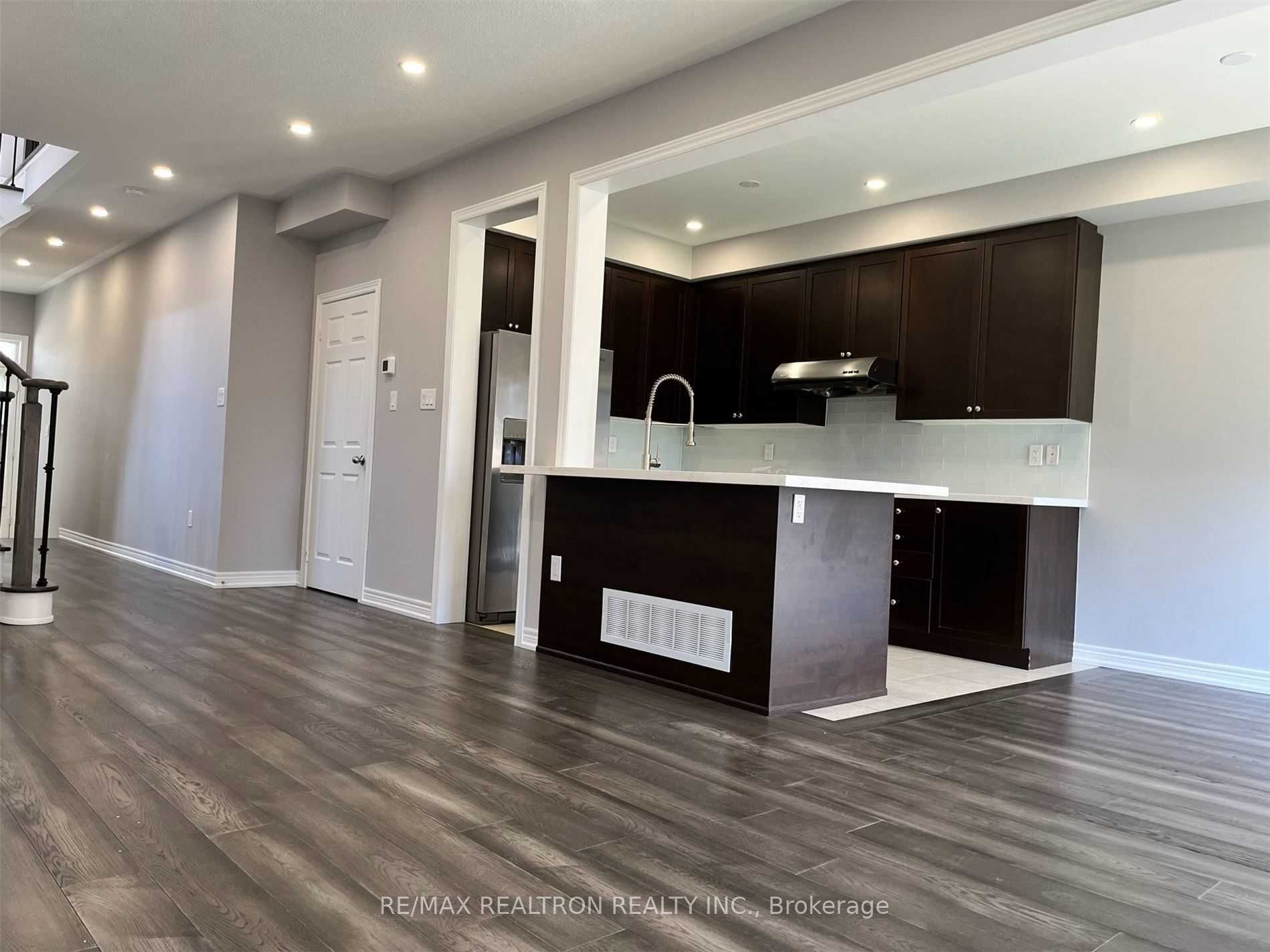 Photo 6 of 71 Fimco Crescent, Markham, Greensborough — HOMEH