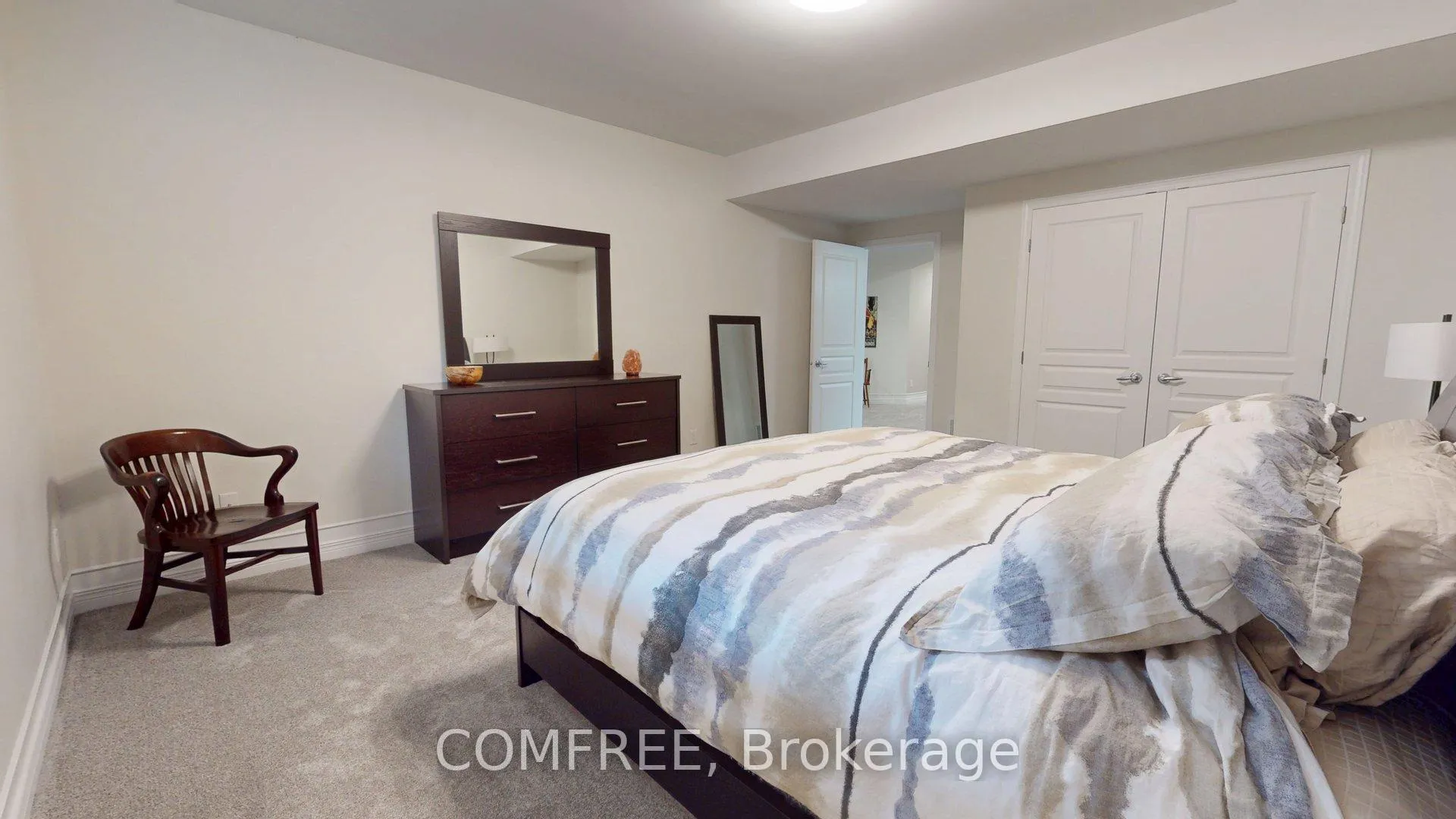 Photo 20 of 176 Solera Circle, Ottawa, Hunt Club Park/Greenboro — HOMEH