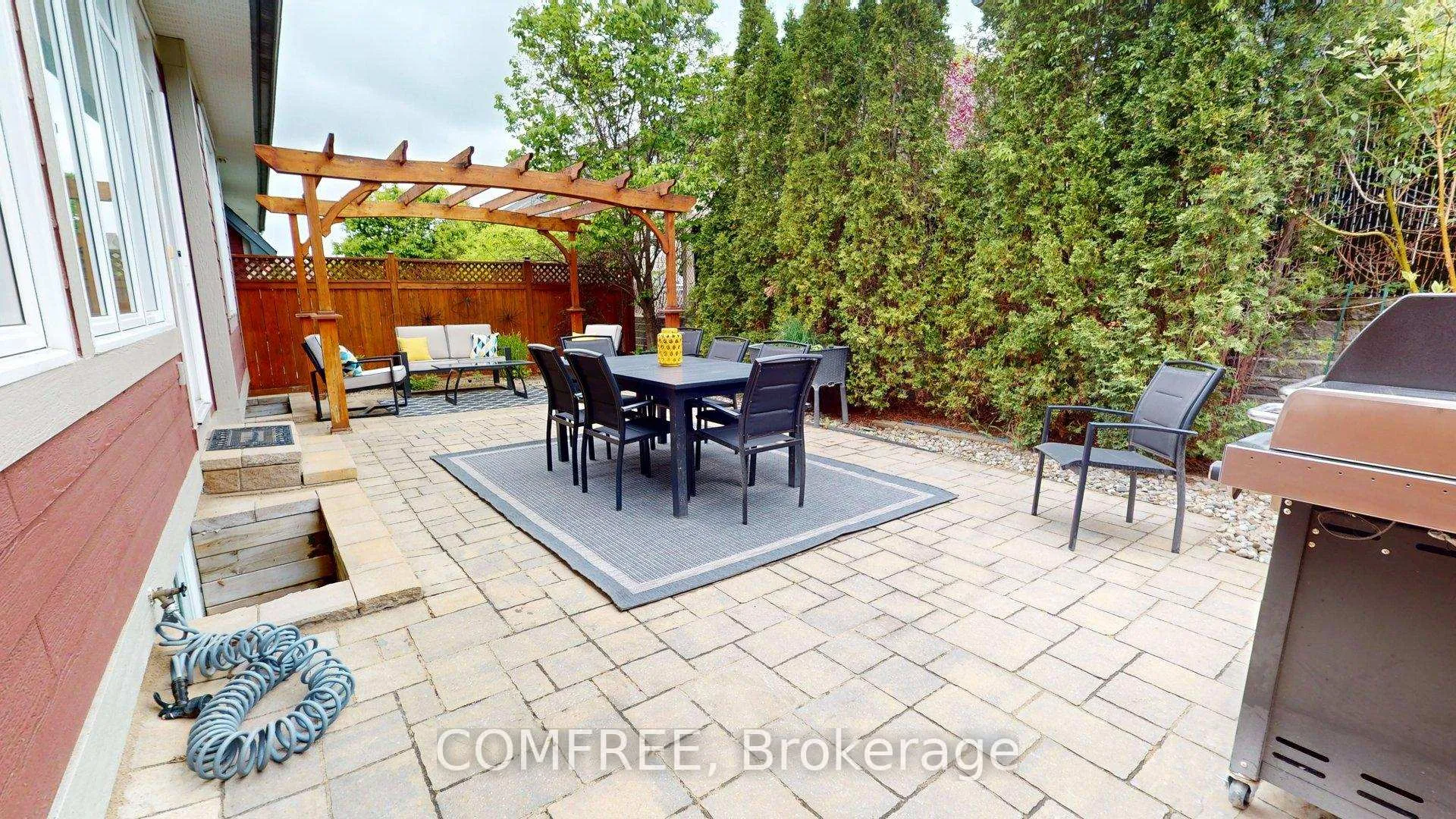 Photo 25 of 176 Solera Circle, Ottawa, Hunt Club Park/Greenboro — HOMEH