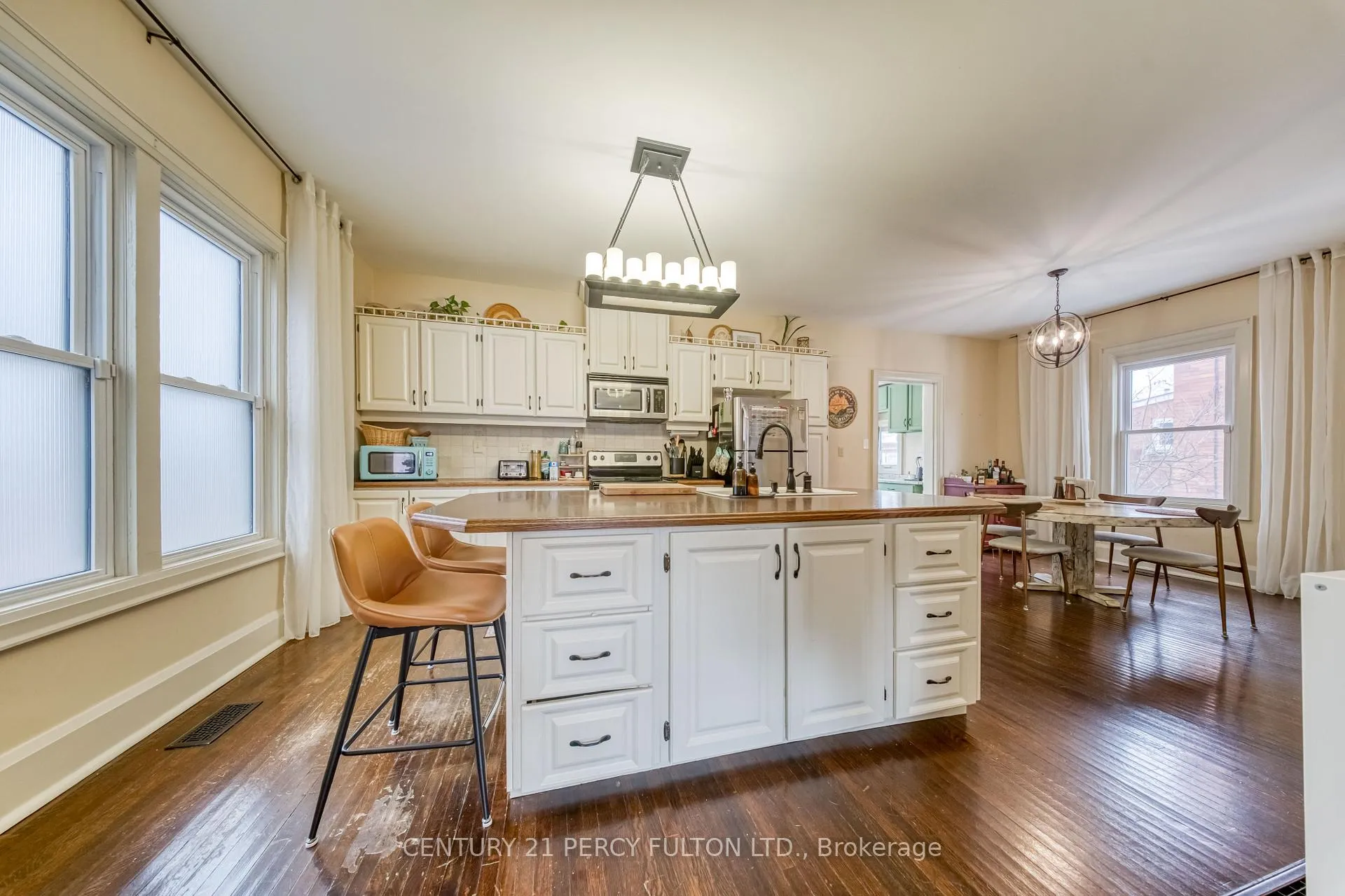 Photo 8 of 70 Drew Street, Oshawa, Central — HOMEH