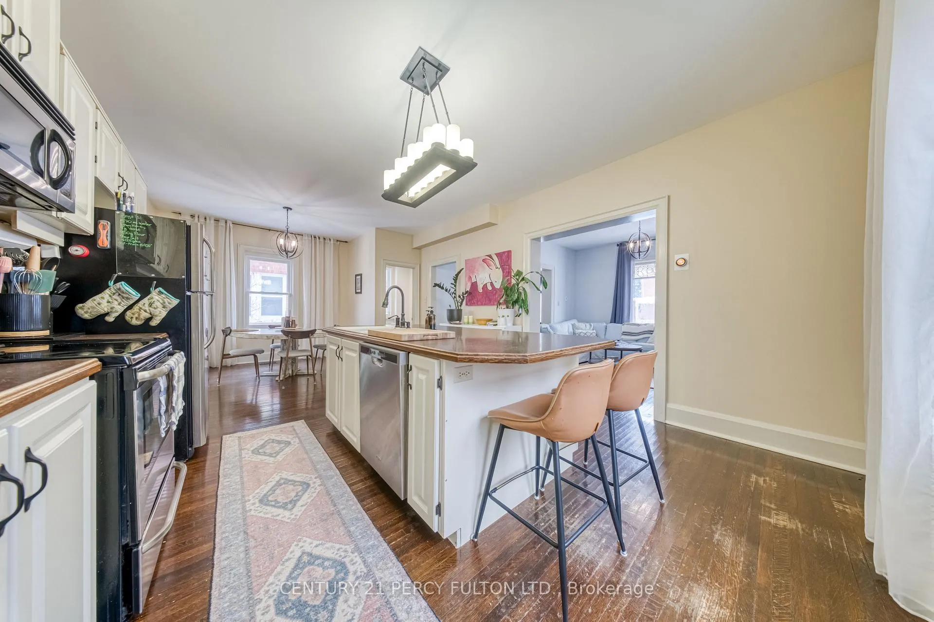 Photo 10 of 70 Drew Street, Oshawa, Central — HOMEH