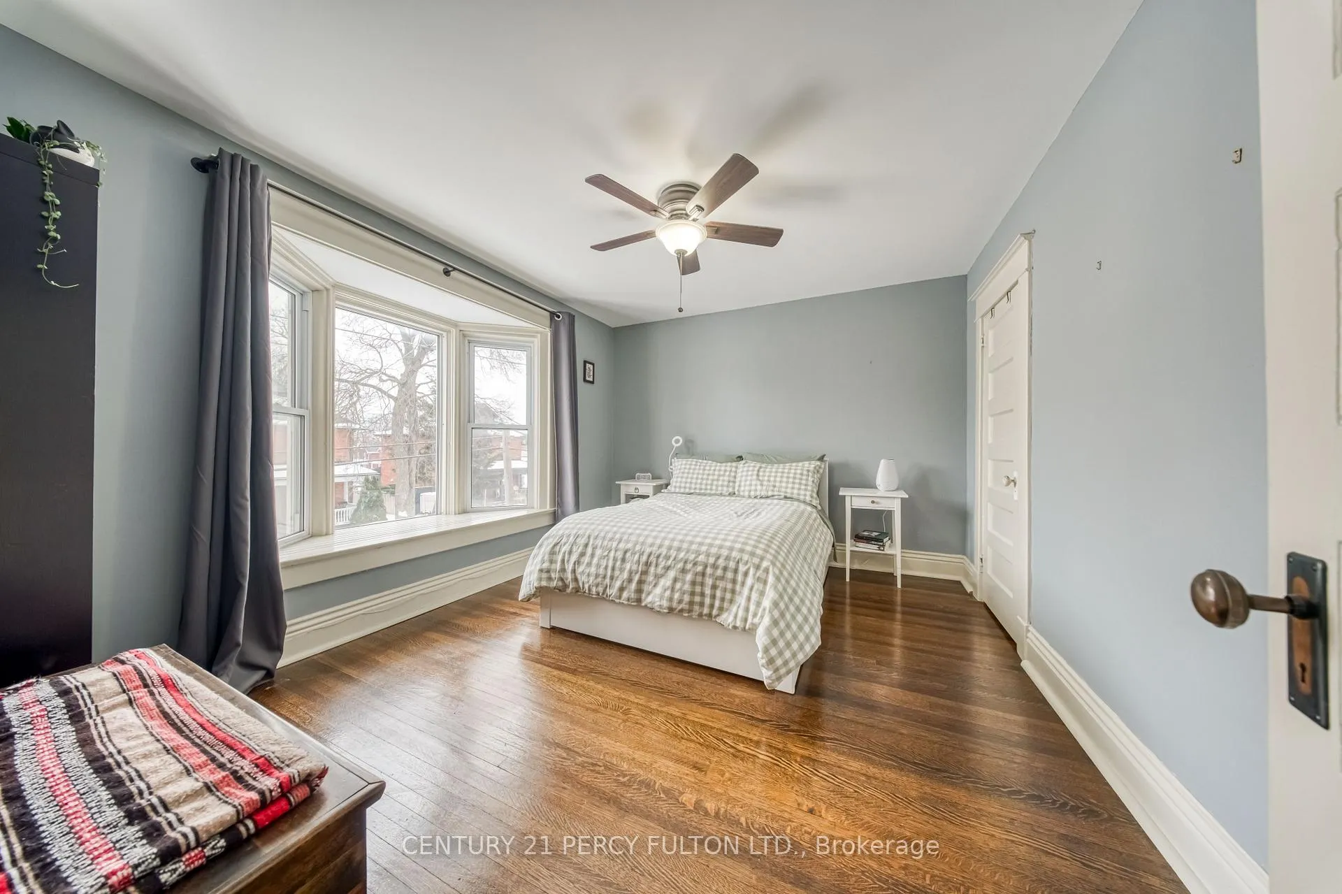 Photo 17 of 70 Drew Street, Oshawa, Central — HOMEH