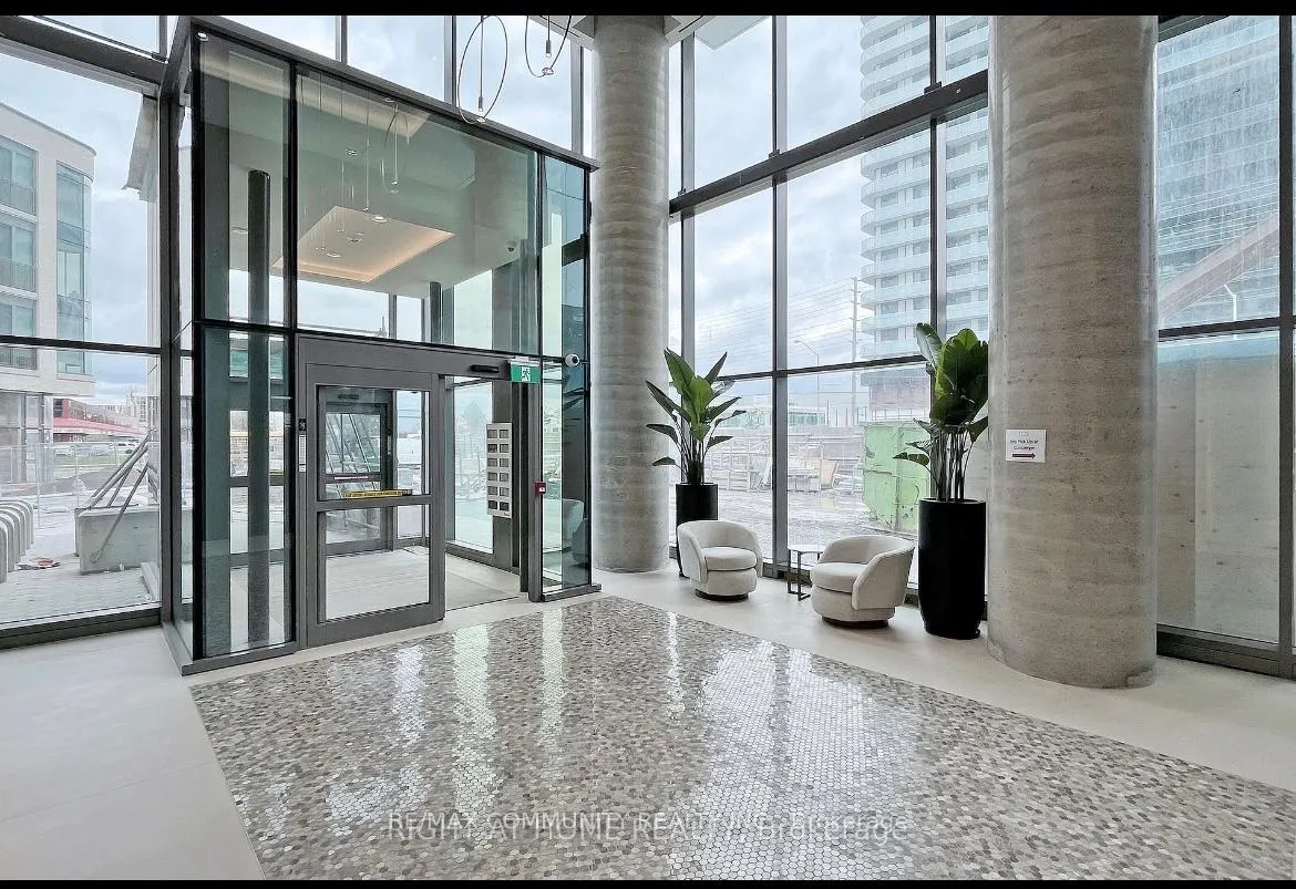 Photo 5 of Unit 5111, 7890 Jane Street, Vaughan, Vaughan Corporate Centre — HOMEH