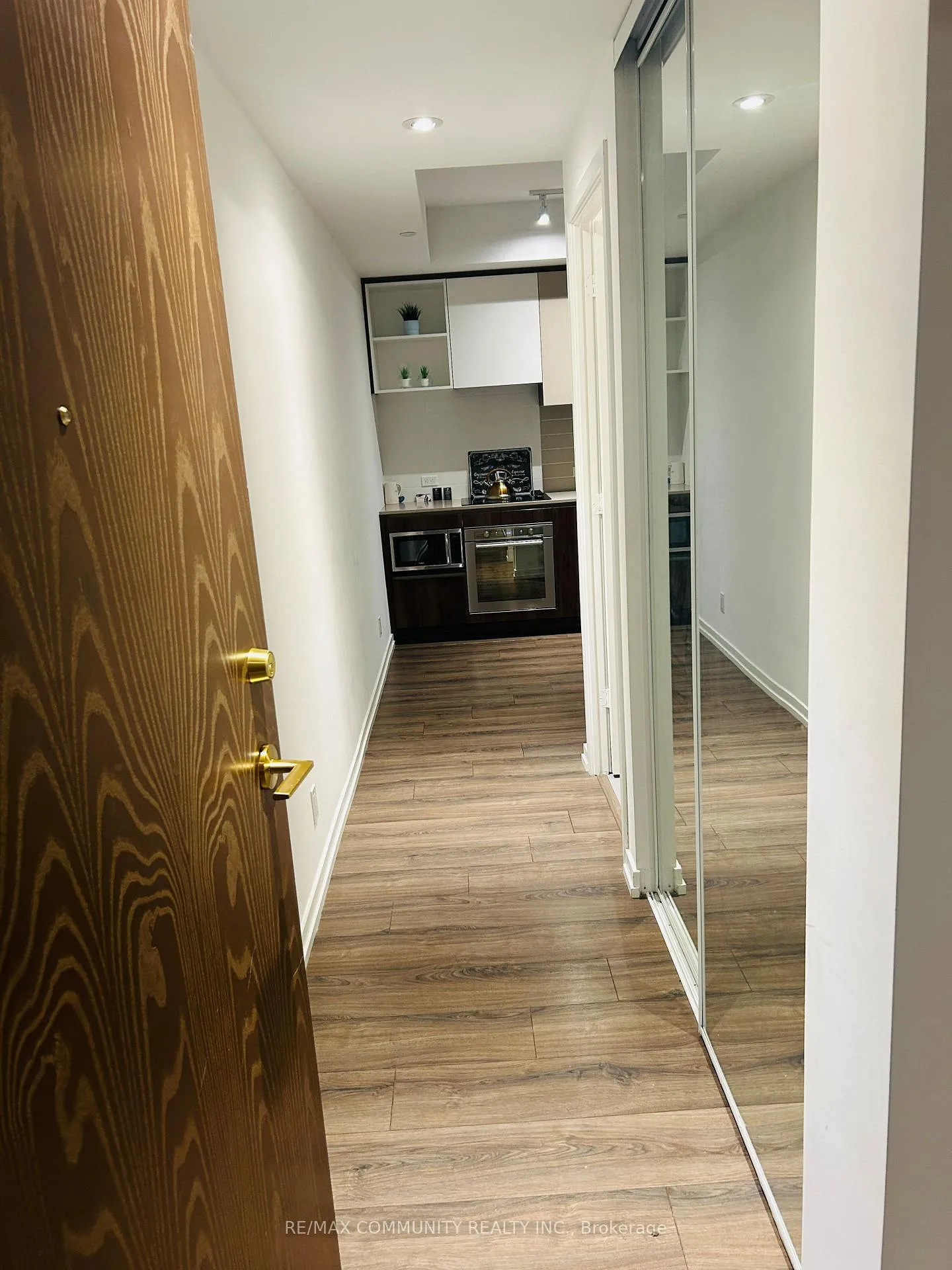 Photo 13 of Unit 5111, 7890 Jane Street, Vaughan, Vaughan Corporate Centre — HOMEH