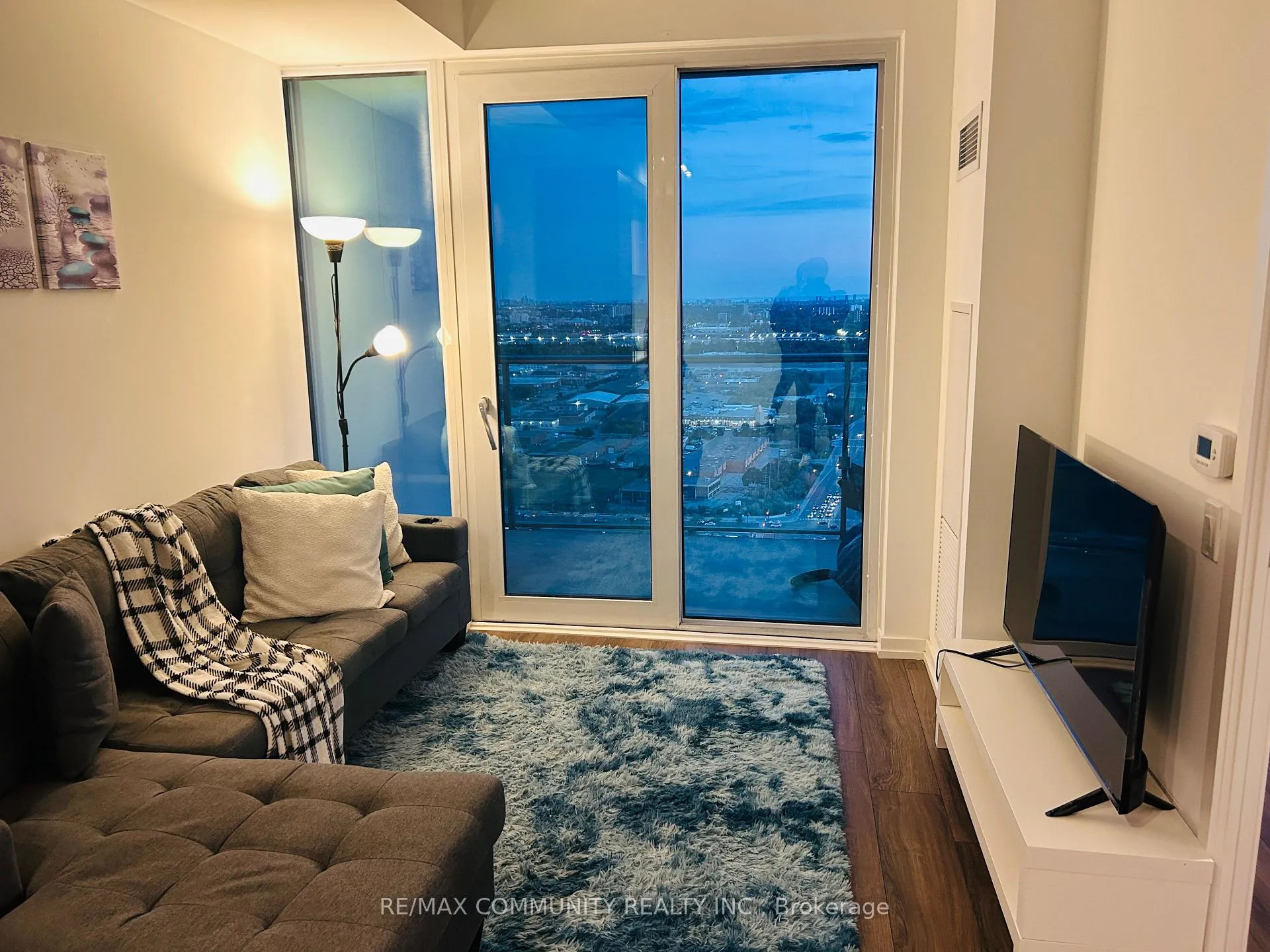 Photo 16 of Unit 5111, 7890 Jane Street, Vaughan, Vaughan Corporate Centre — HOMEH