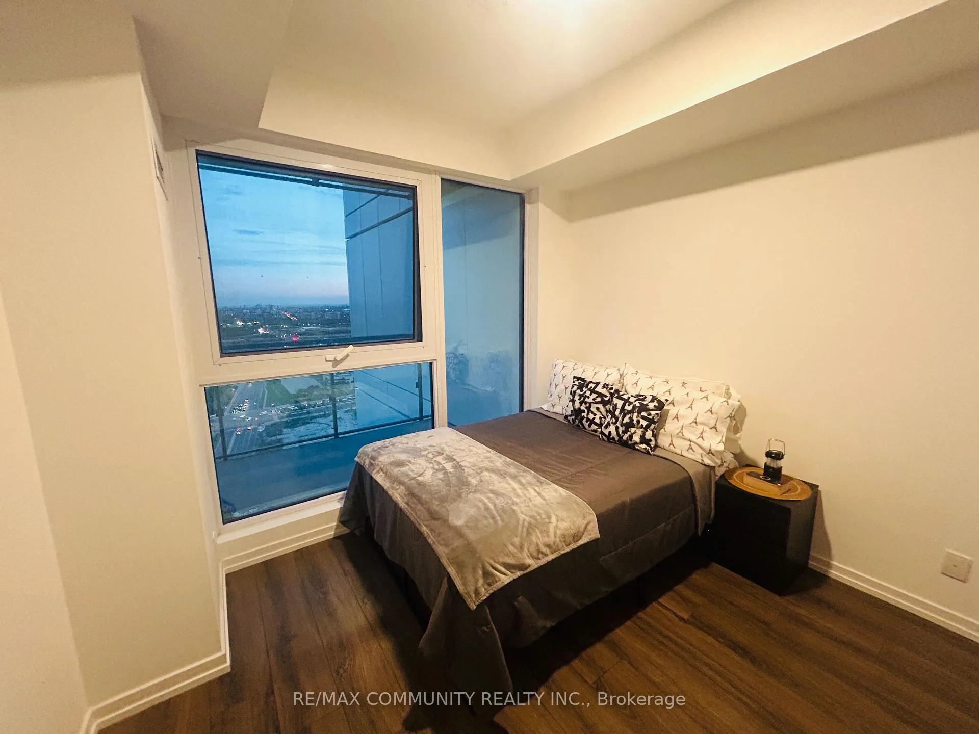 Photo 20 of Unit 5111, 7890 Jane Street, Vaughan, Vaughan Corporate Centre — HOMEH
