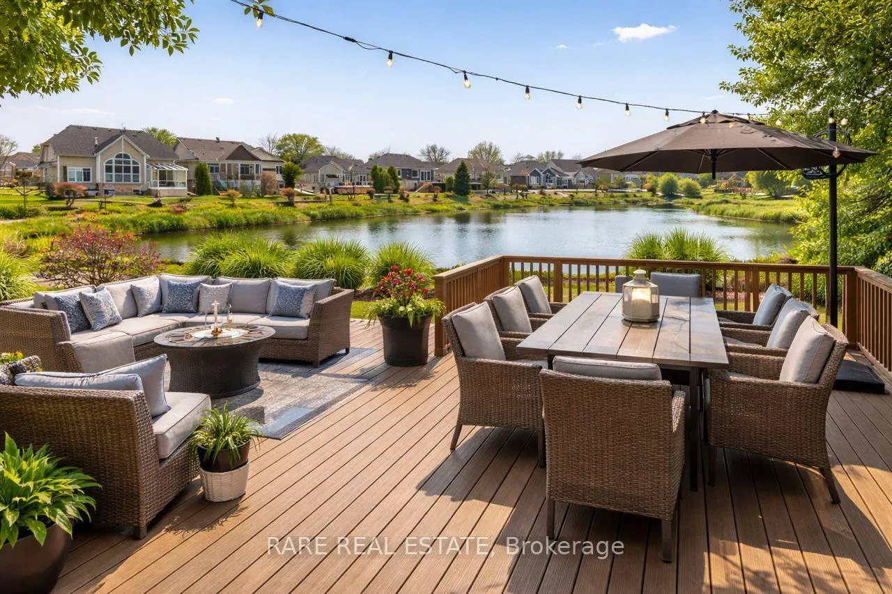 Photo 21 of 39 Waterfront Circle, Collingwood — HOMEH