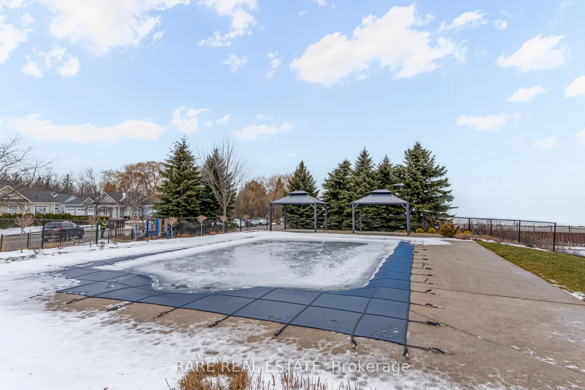Photo 34 of 39 Waterfront Circle, Collingwood — HOMEH