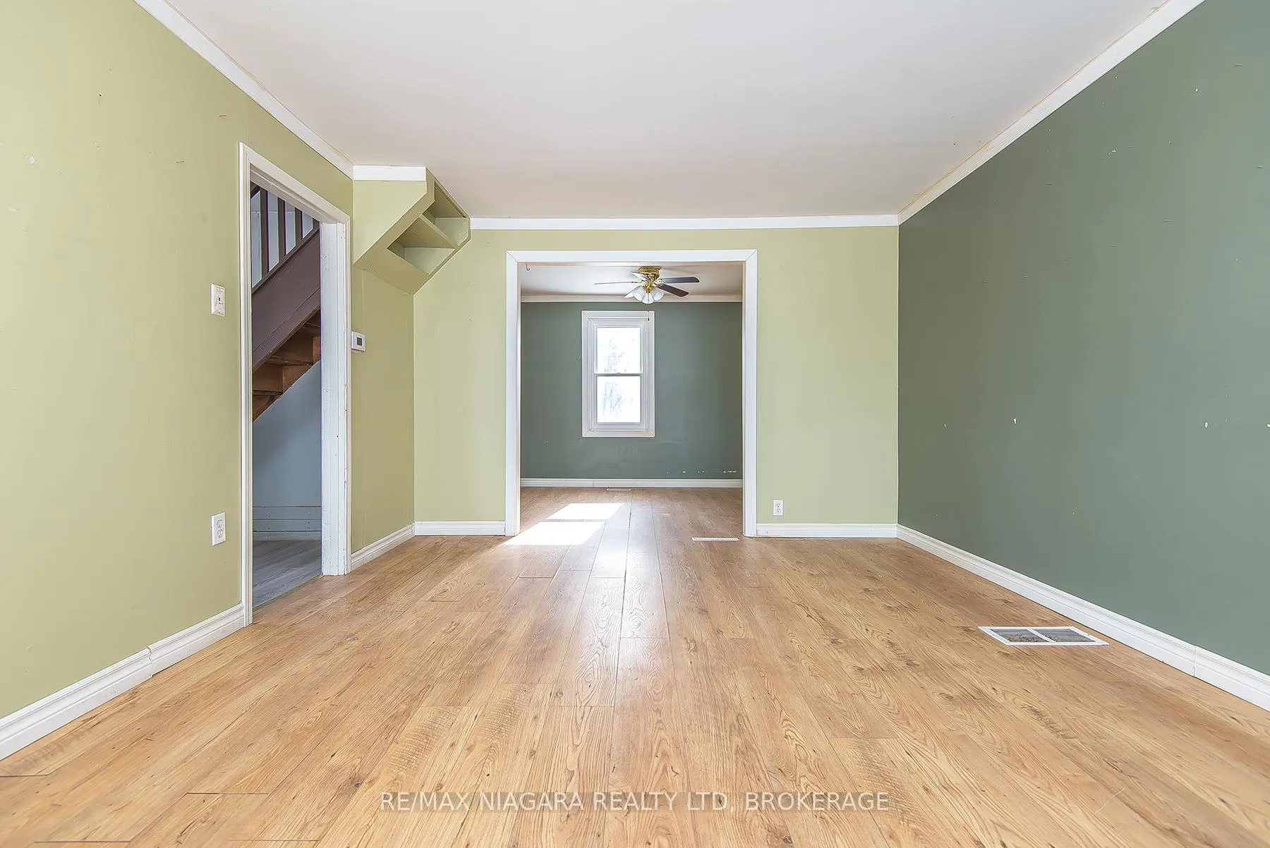 Photo 5 of 567 Killaly Street, Port Colborne, Killaly East — HOMEH