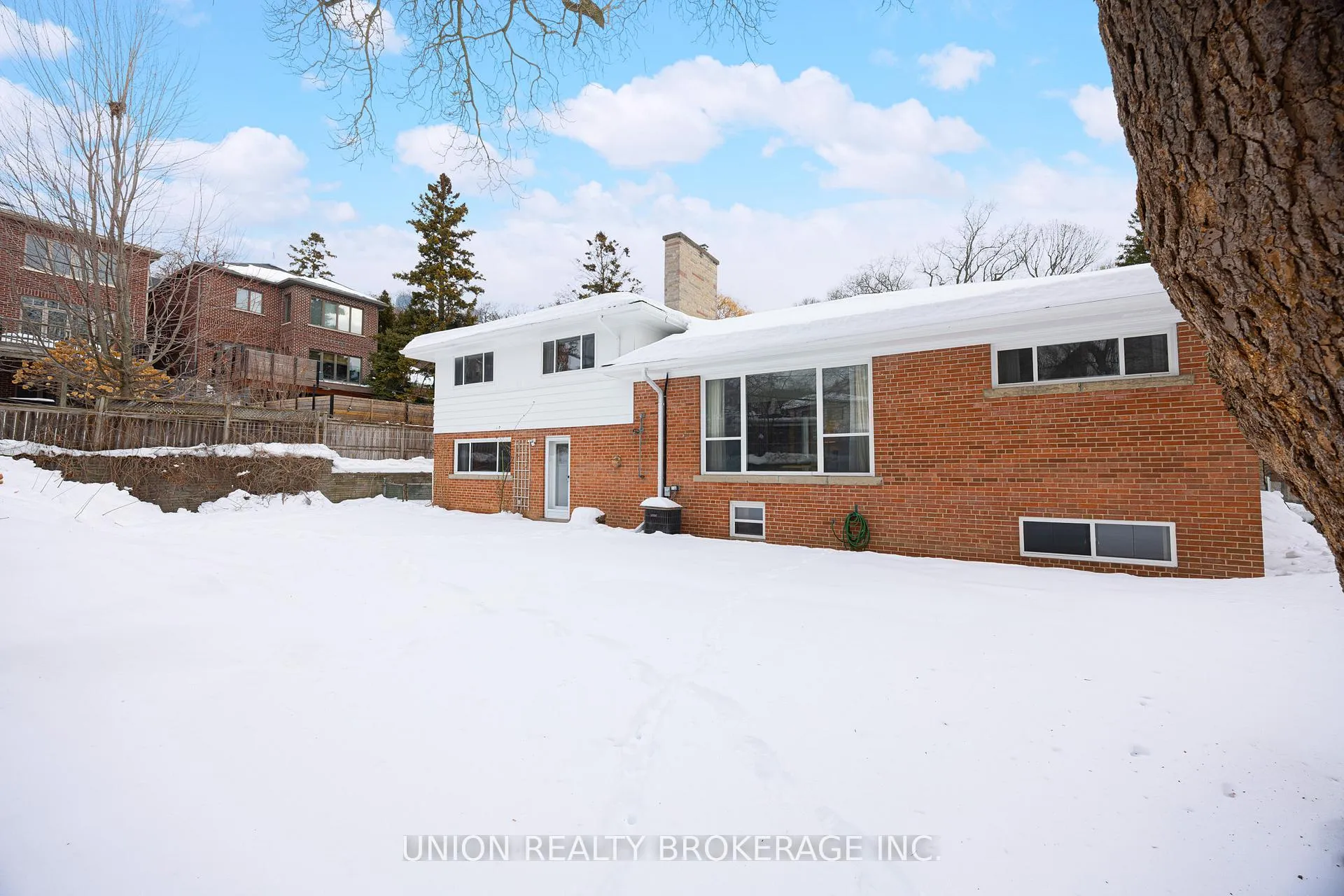 Photo 34 of 53 Long Crescent, Toronto, The Beaches — HOMEH