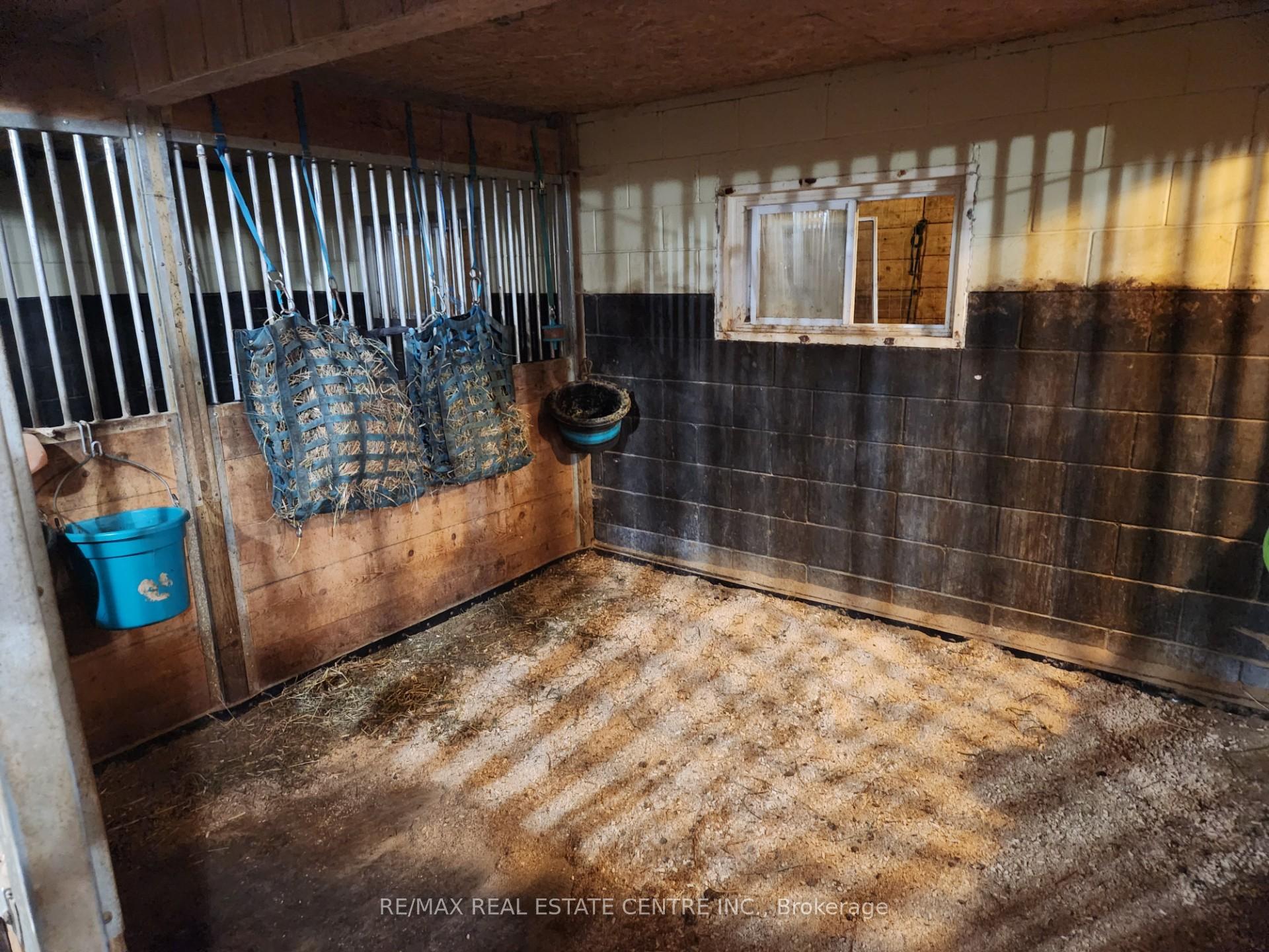 Photo 9 of 1892 Centre Road, Hamilton, Rural Flamborough — HOMEH