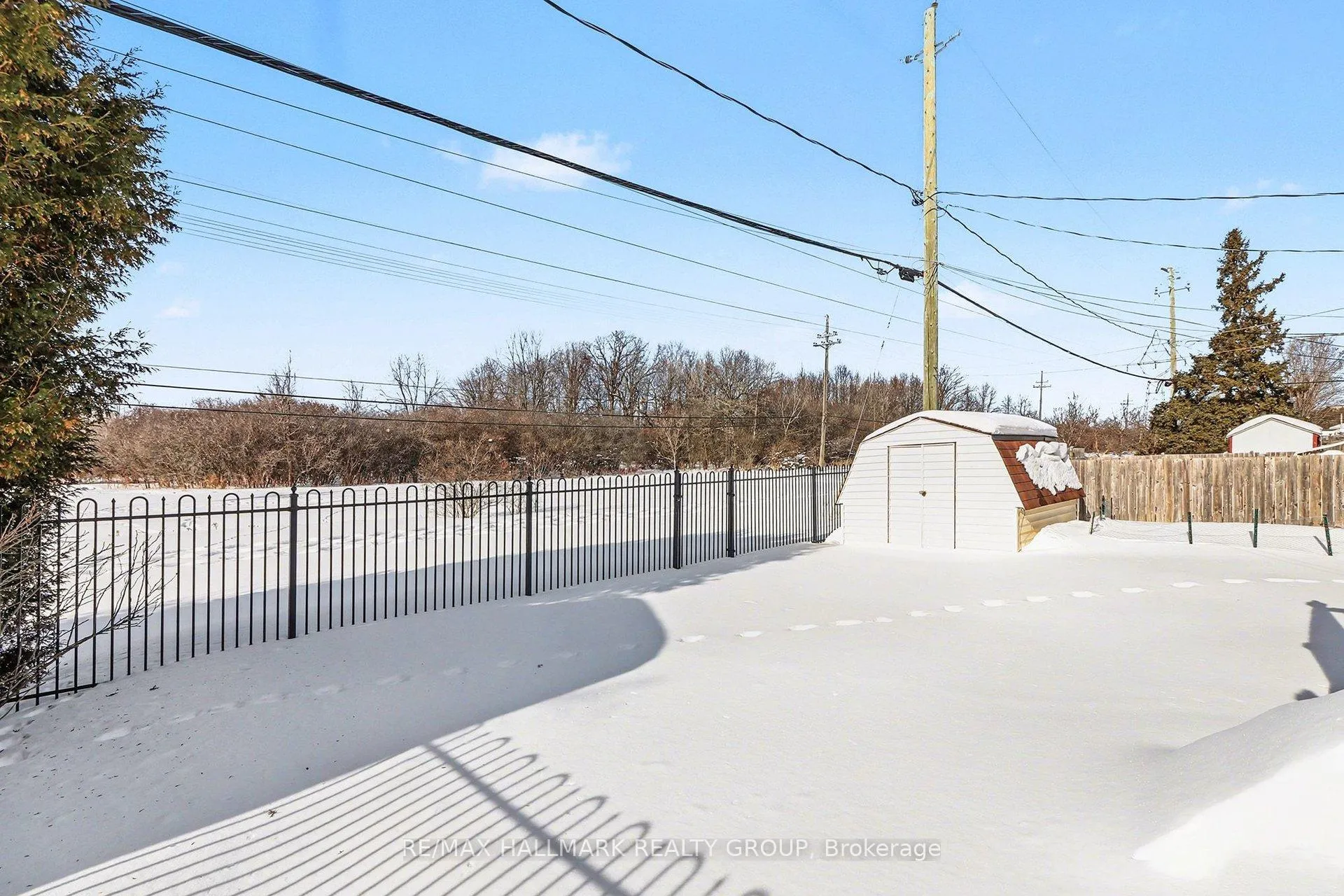 Photo 21 of 2004 Dorval Avenue, Ottawa, Elmvale Acres — HOMEH