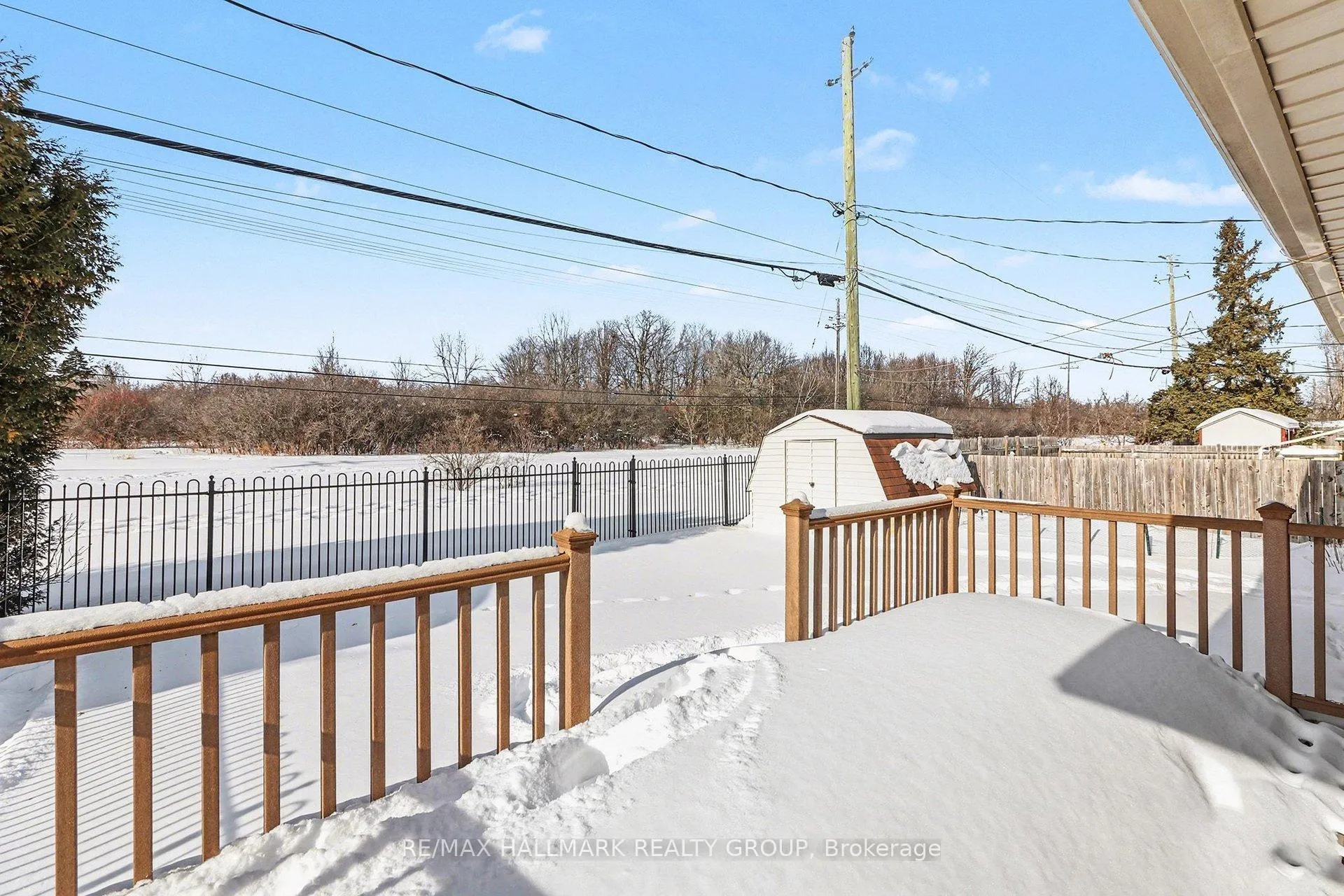 Photo 23 of 2004 Dorval Avenue, Ottawa, Elmvale Acres — HOMEH