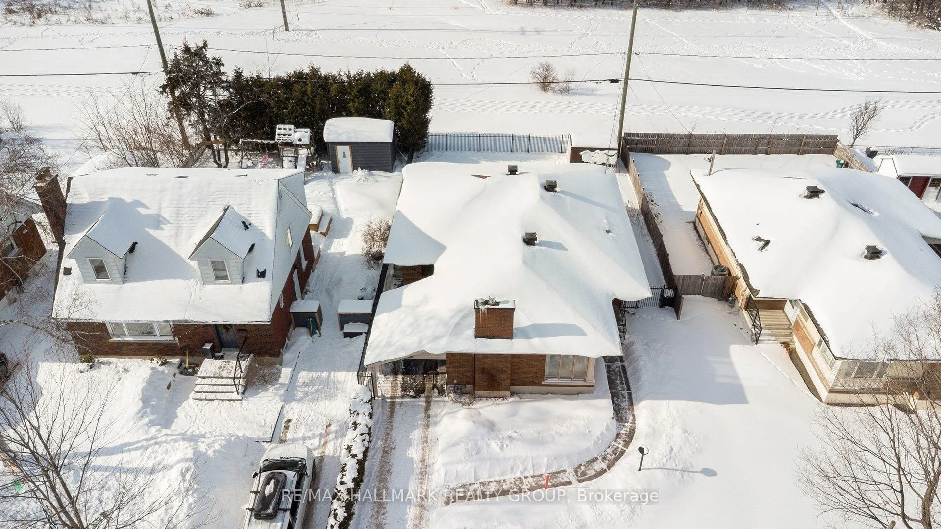 Photo 24 of 2004 Dorval Avenue, Ottawa, Elmvale Acres — HOMEH