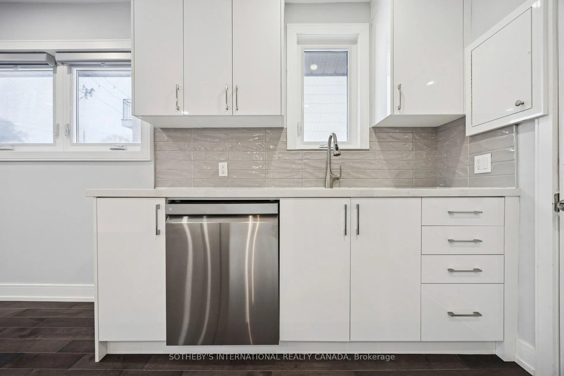 Photo 17 of 59 Burnaby Boulevard, Toronto, Lawrence Park South — HOMEH