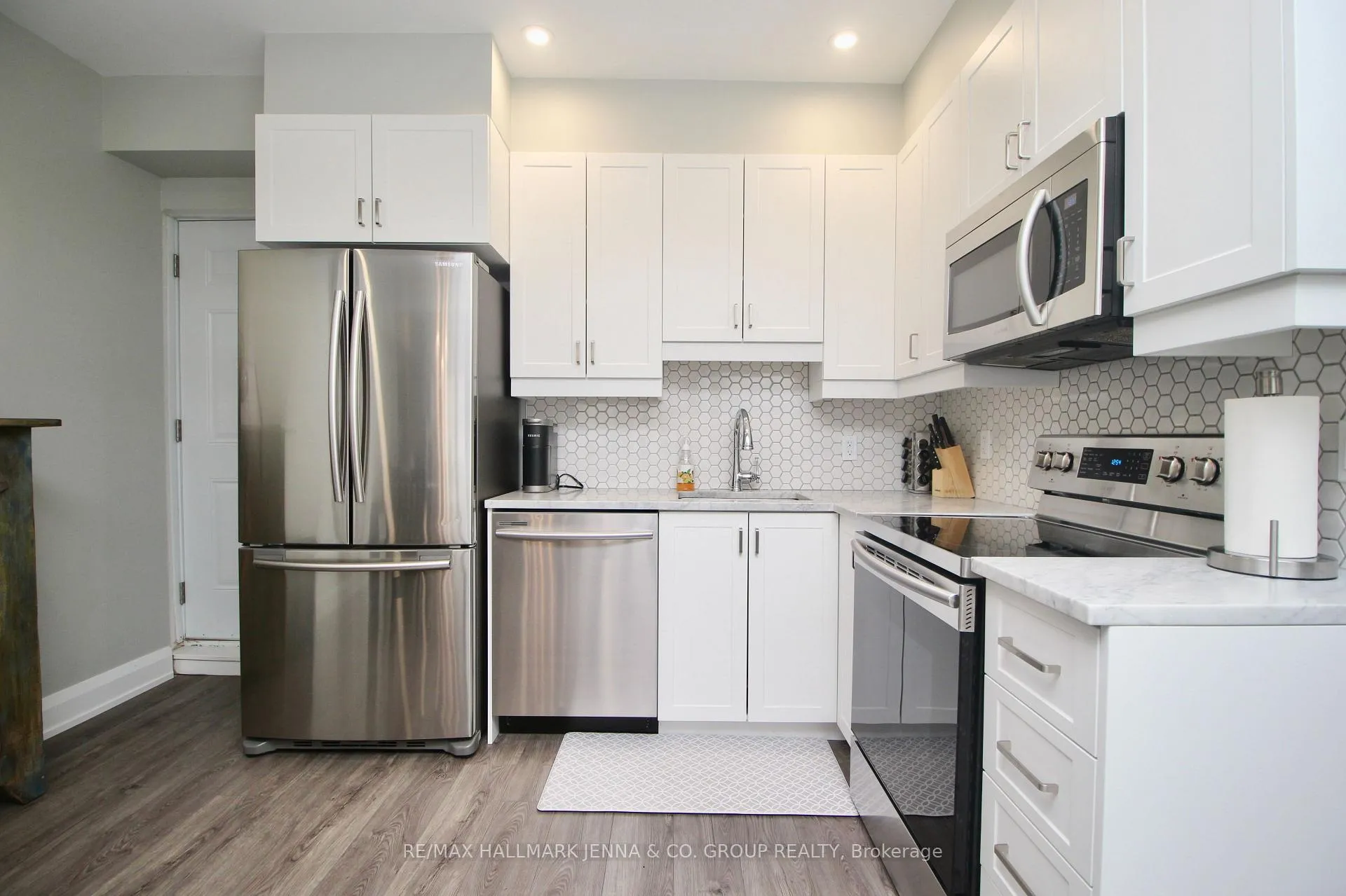 Photo 8 of Unit 2, 38 Bruyere Street, Ottawa, Lower Town/Byward Market — HOMEH