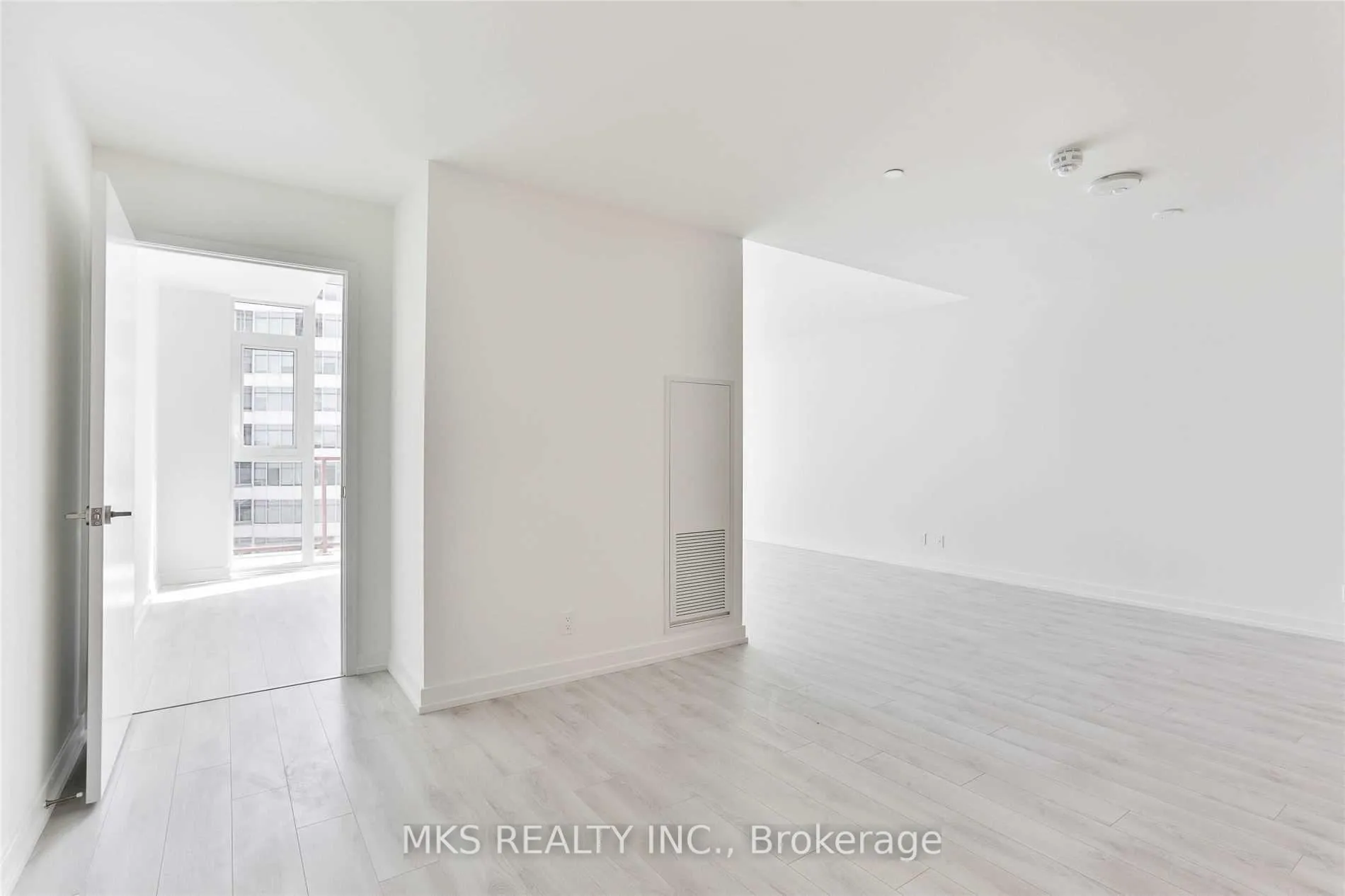 Photo 22 of Unit 507, 33 Helendale Avenue, Toronto, Yonge-Eglinton — HOMEH