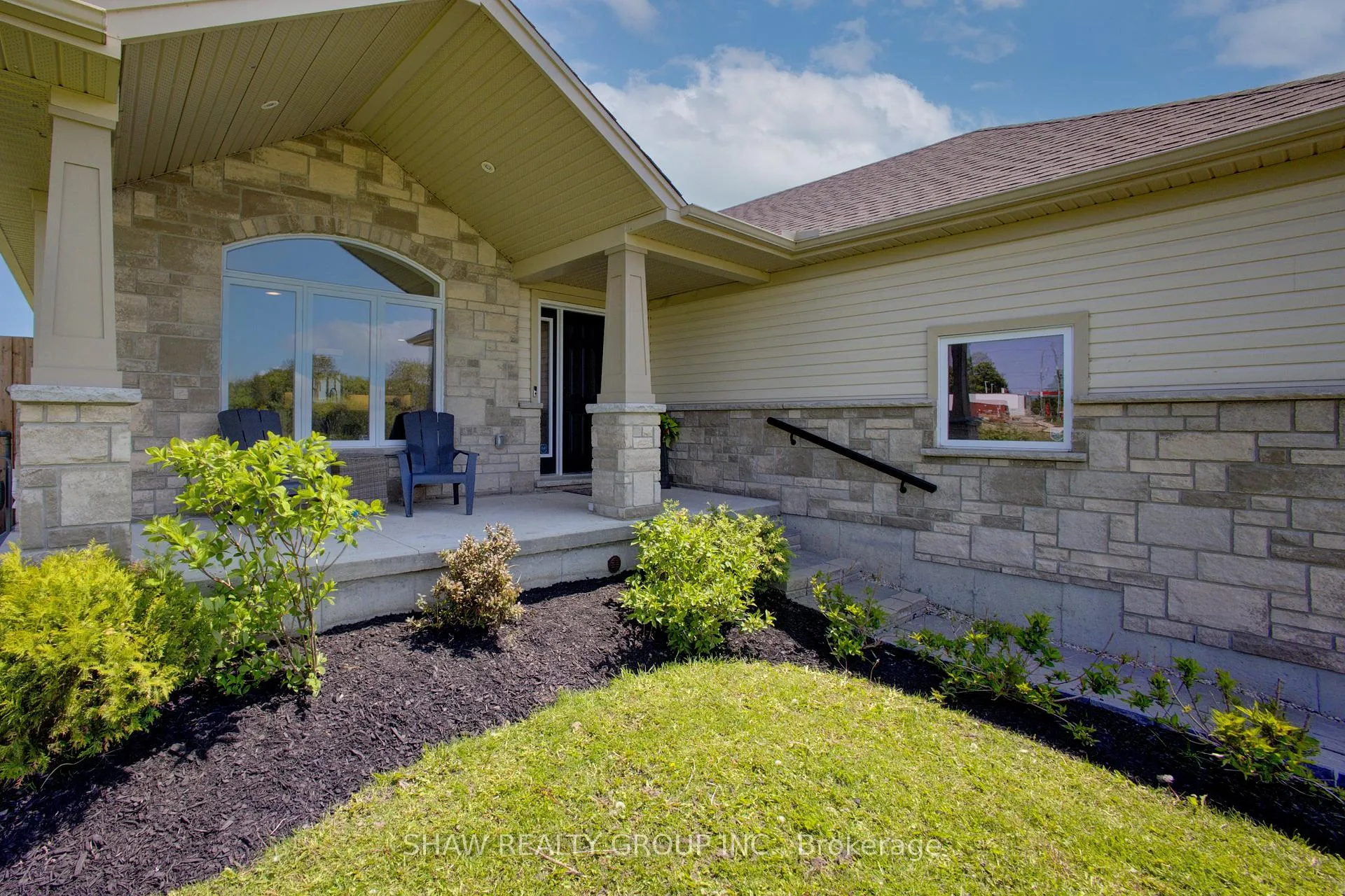 Photo 3 of 37 Lorne Street, Minto — HOMEH