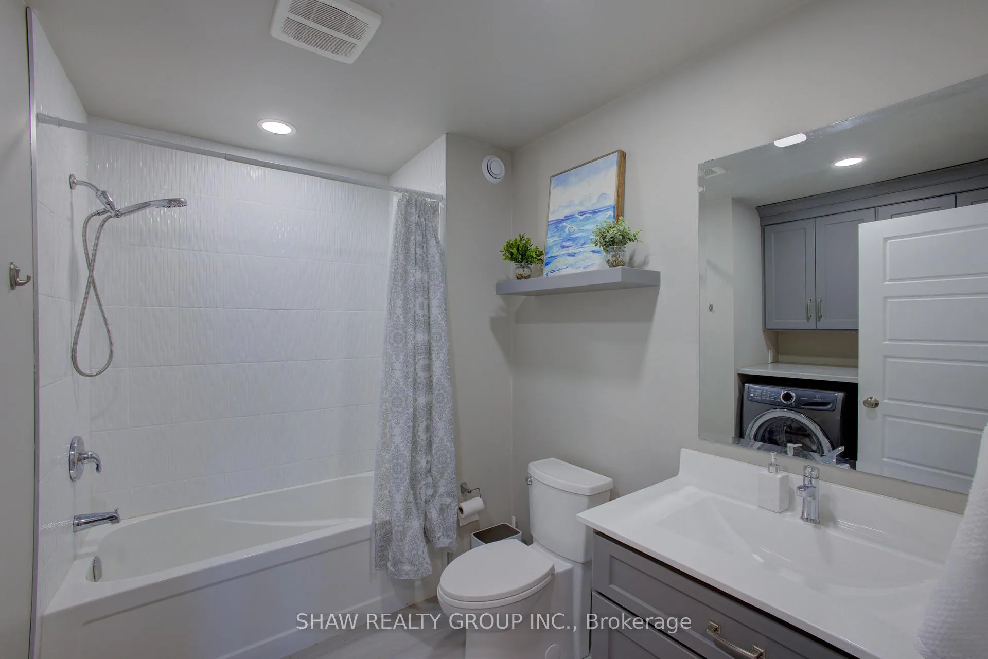 Photo 19 of 37 Lorne Street, Minto — HOMEH