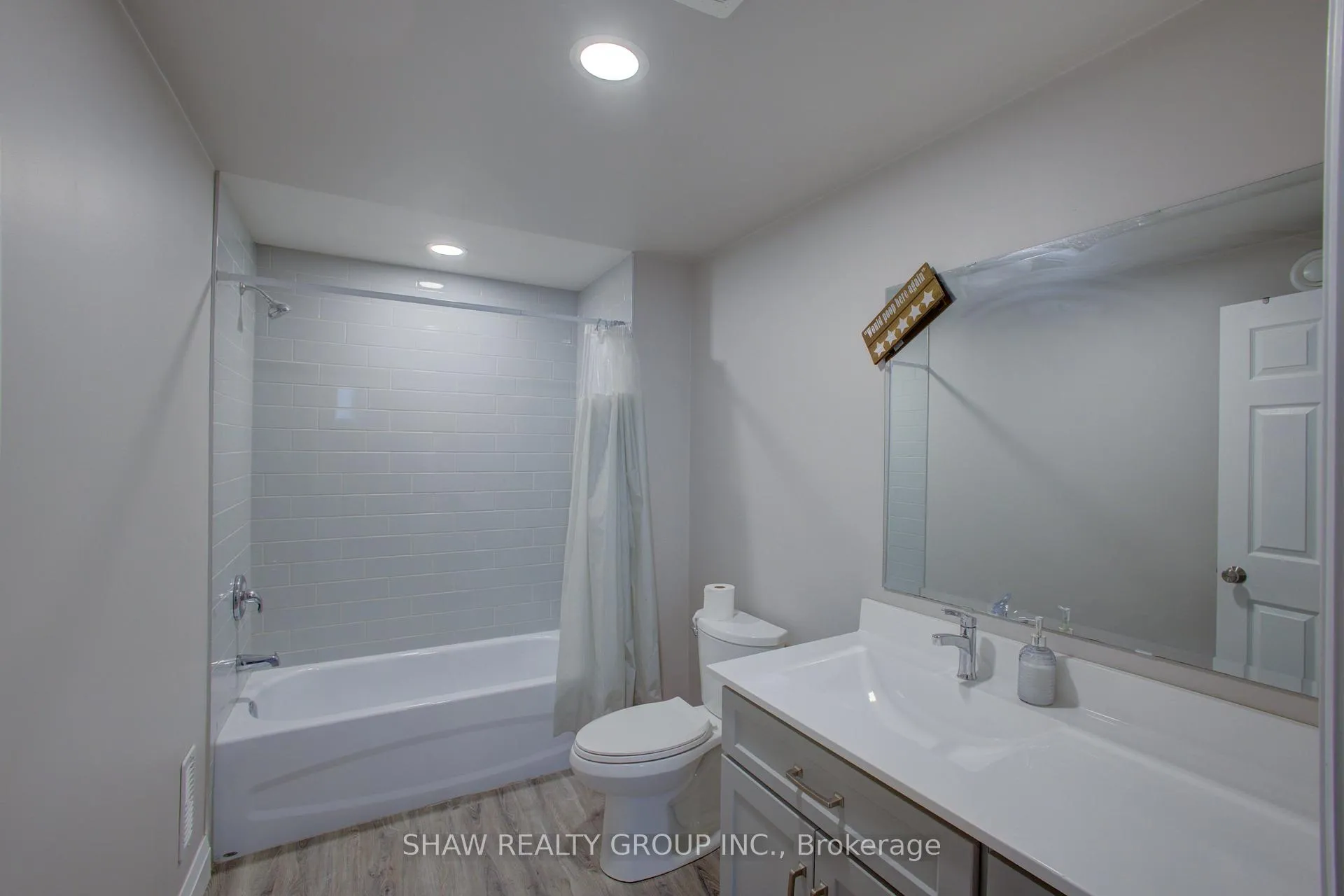Photo 36 of 37 Lorne Street, Minto — HOMEH
