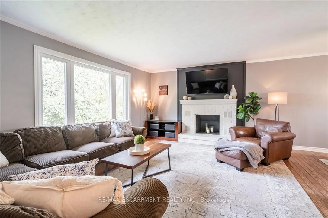 Photo 7 of 152 7th Concession Road E, Hamilton, Rural Flamborough — HOMEH