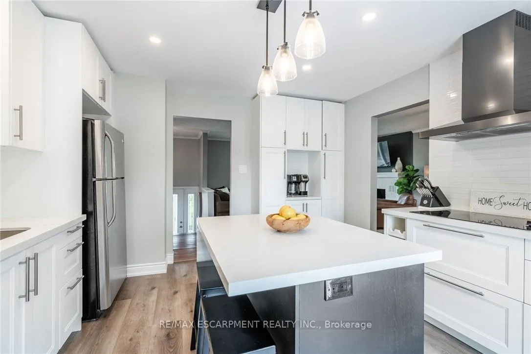 Photo 15 of 152 7th Concession Road E, Hamilton, Rural Flamborough — HOMEH